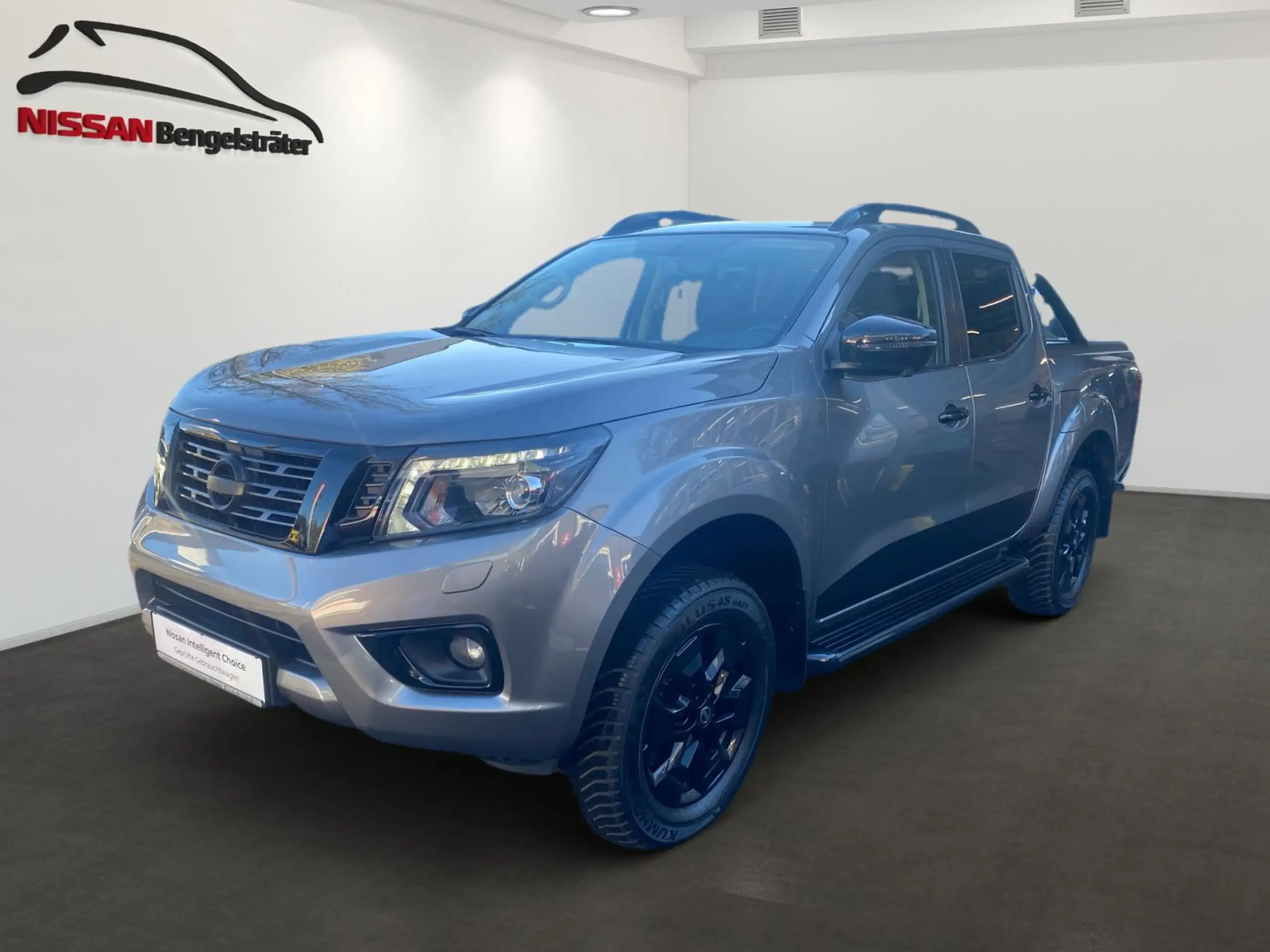 Nissan - Navara