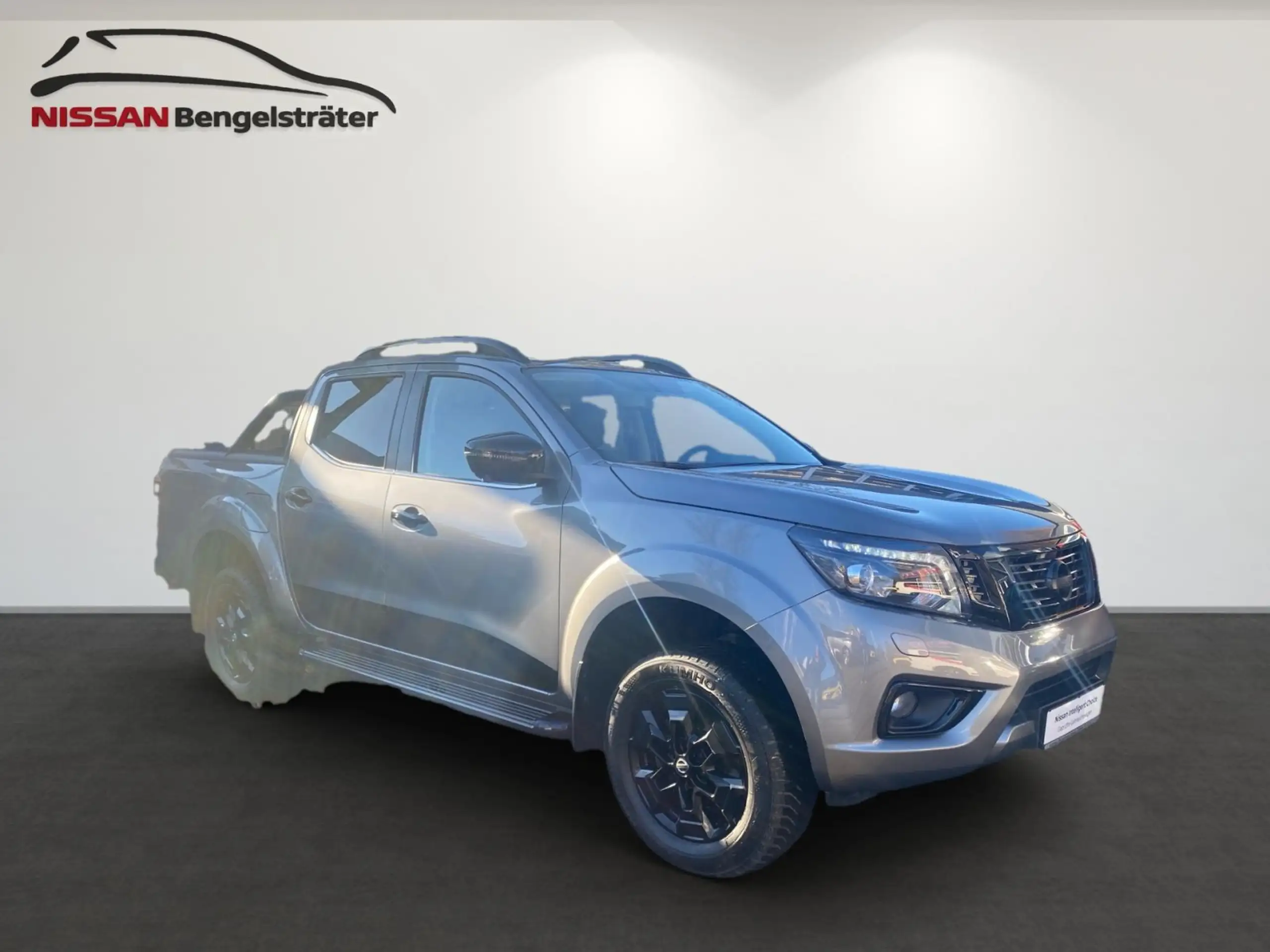 Nissan - Navara