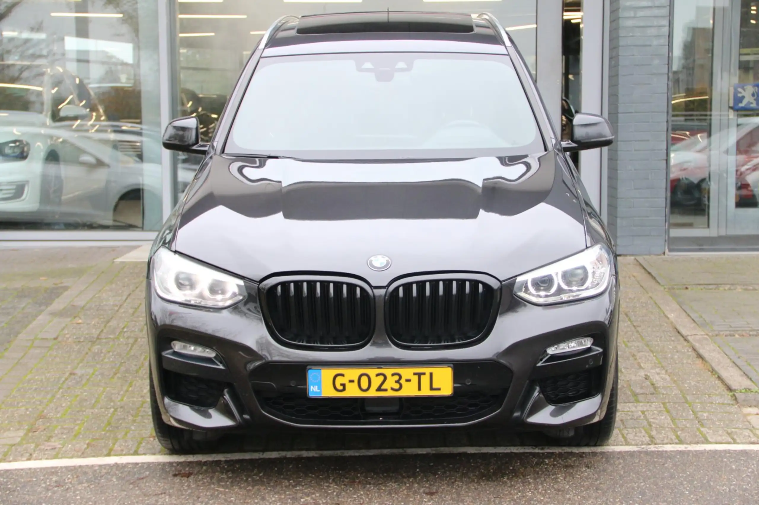 BMW - X3