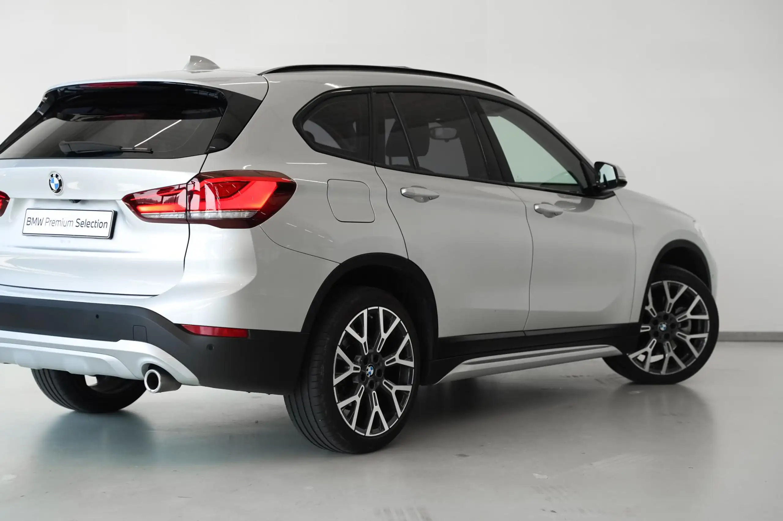 BMW - X1