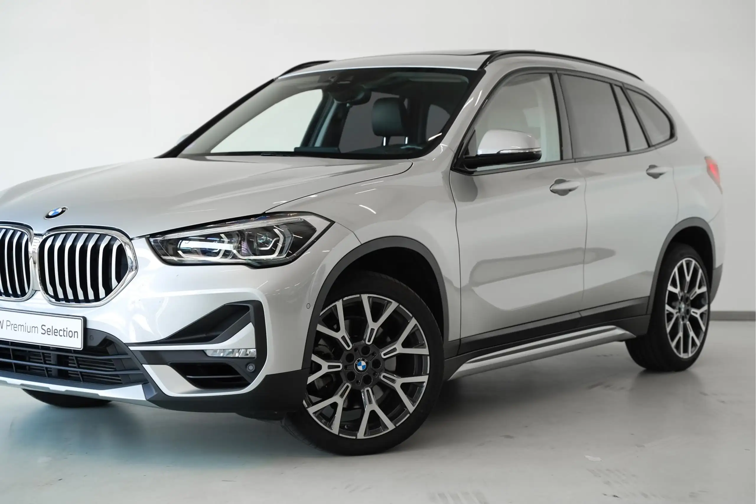 BMW - X1