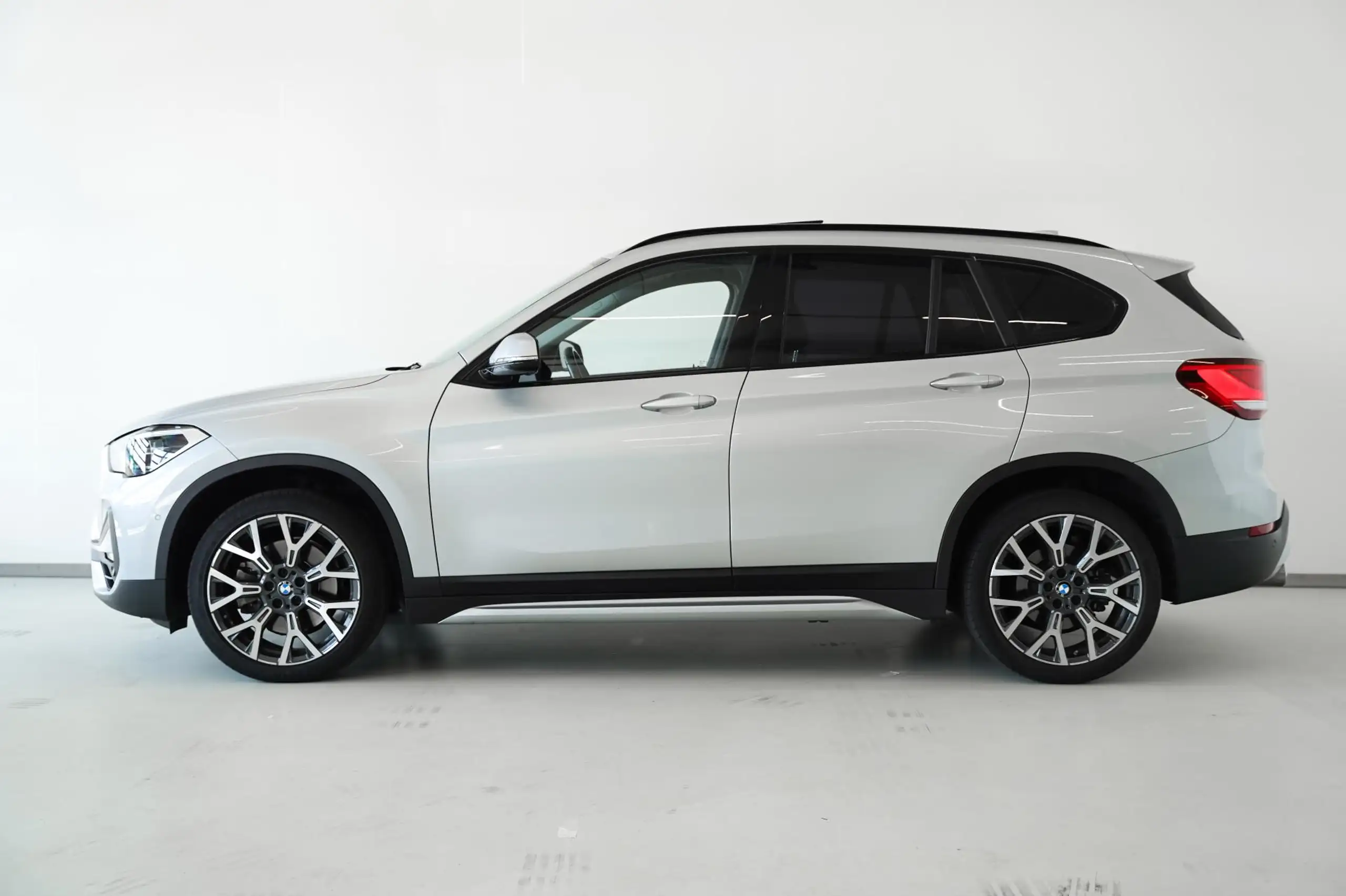 BMW - X1