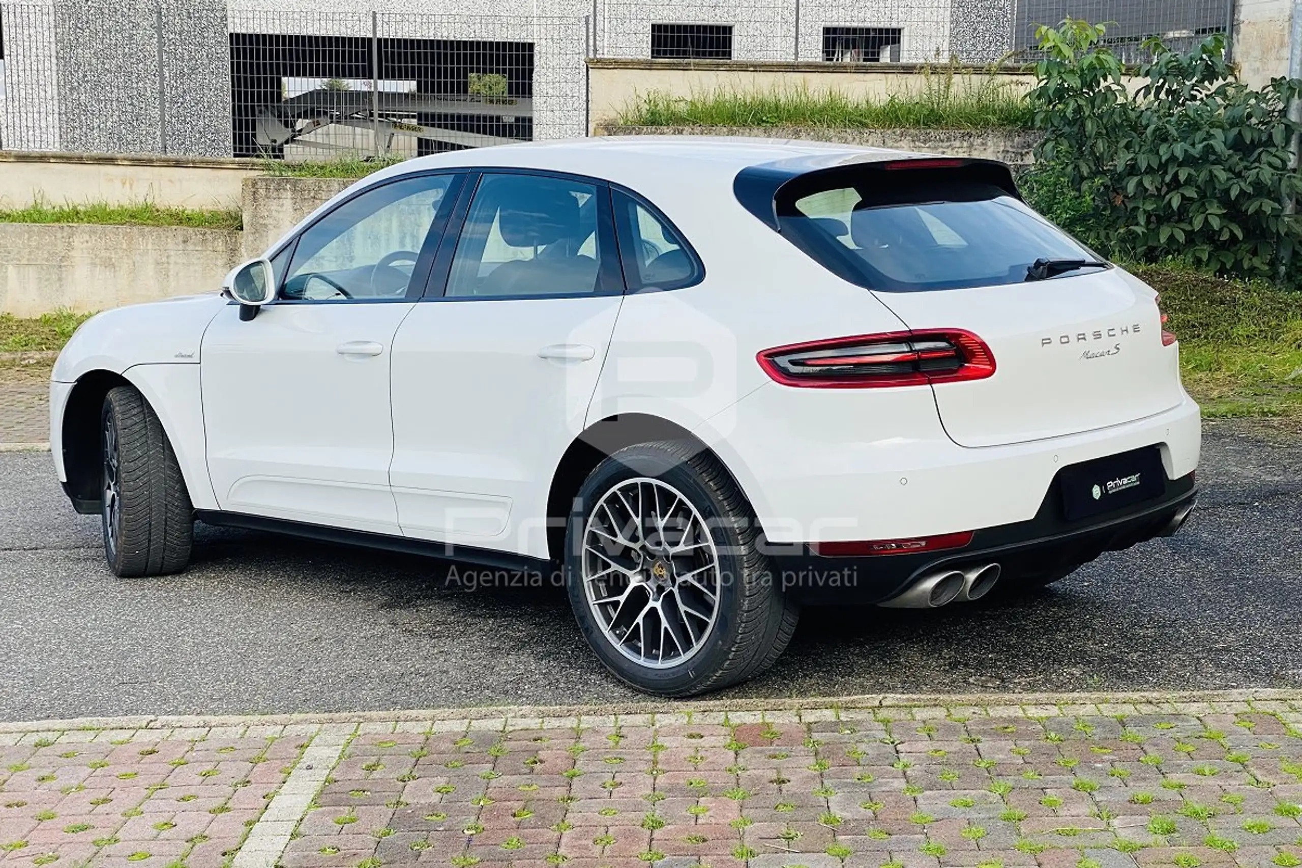 Porsche - Macan