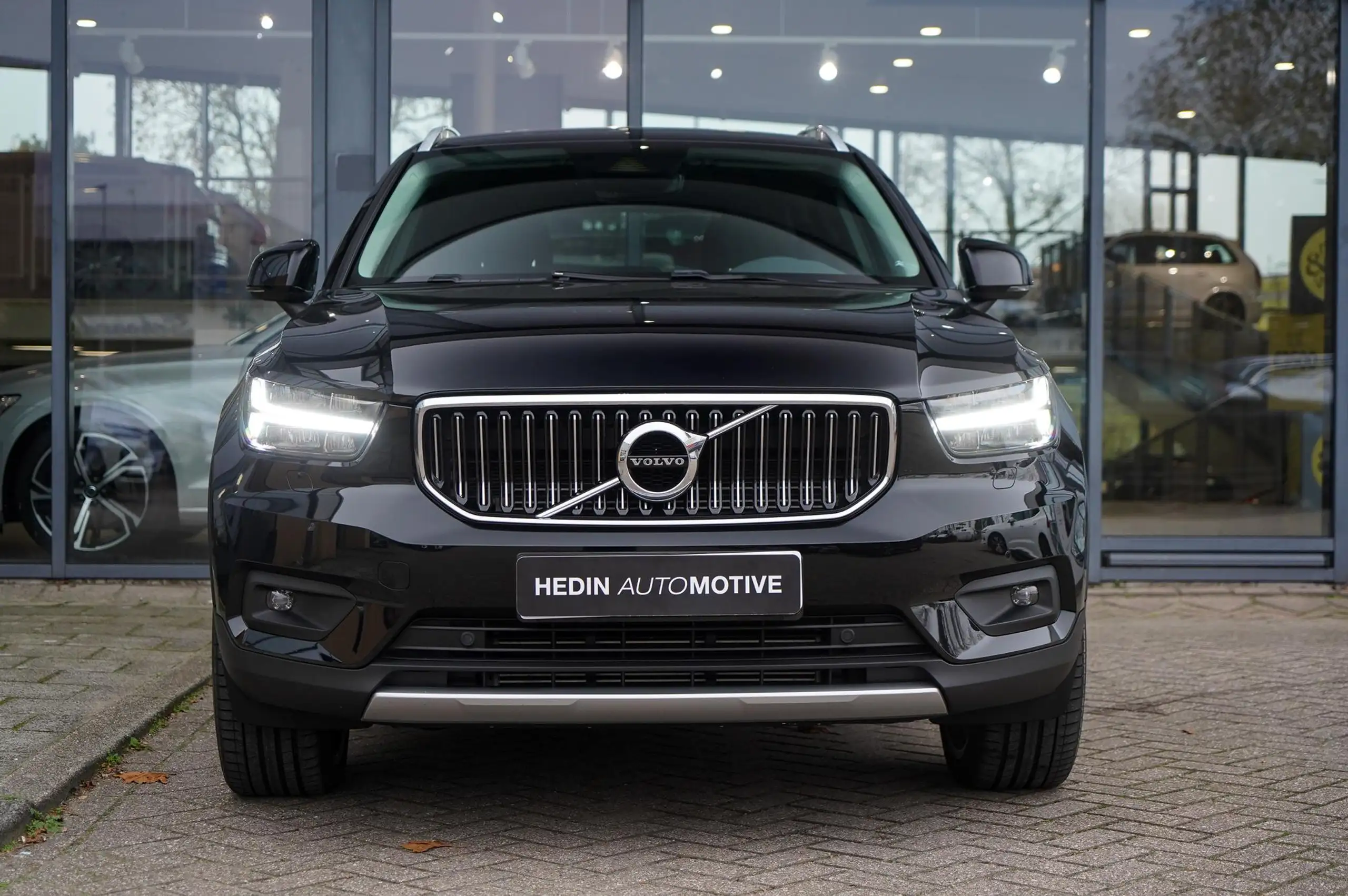 Volvo - XC40