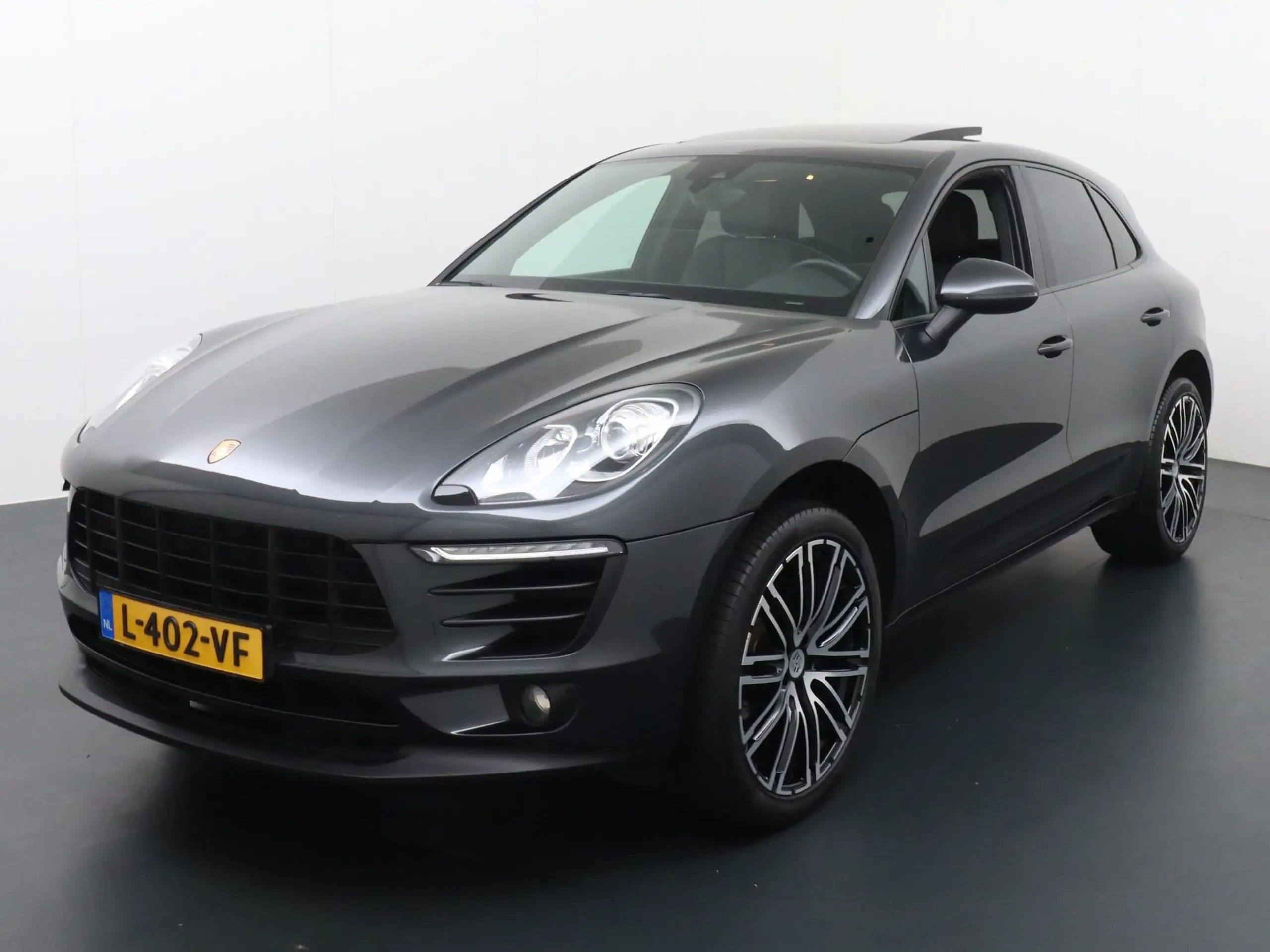 Porsche - Macan