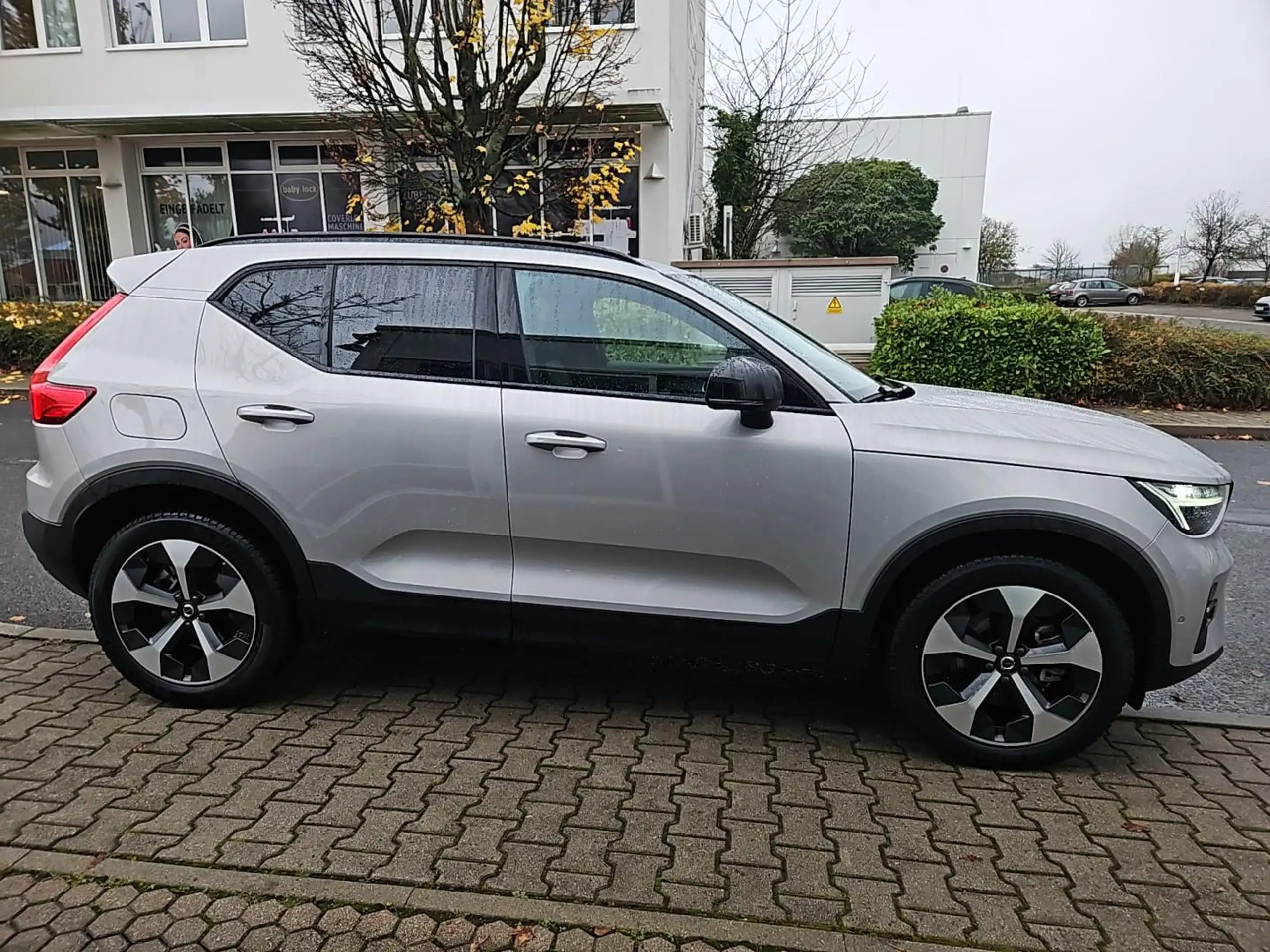 Volvo - XC40