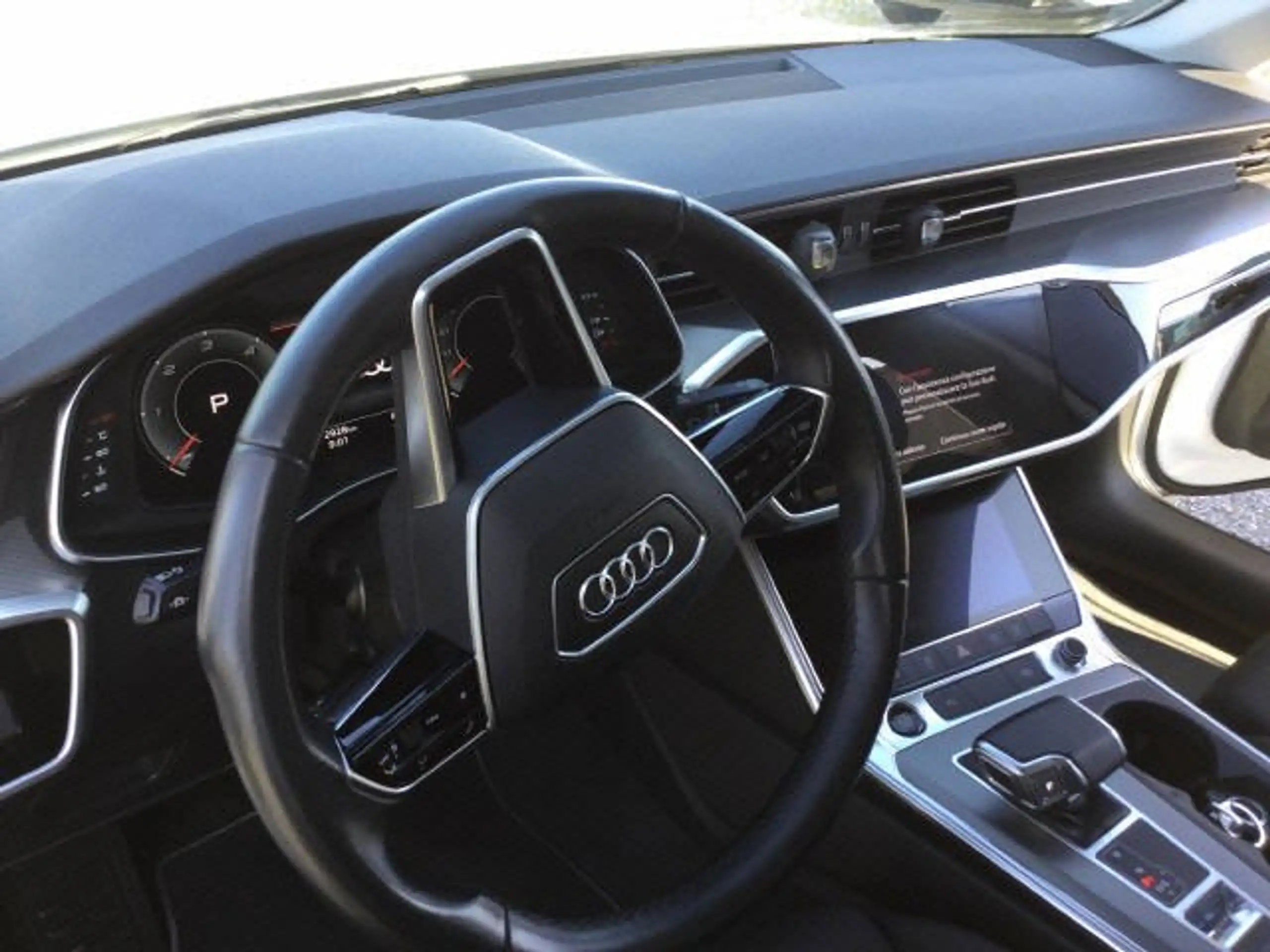 Audi - A6