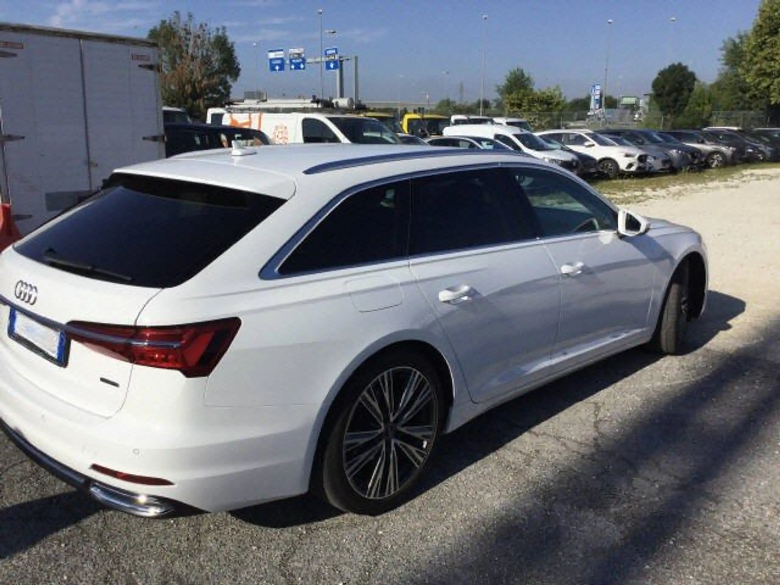 Audi - A6