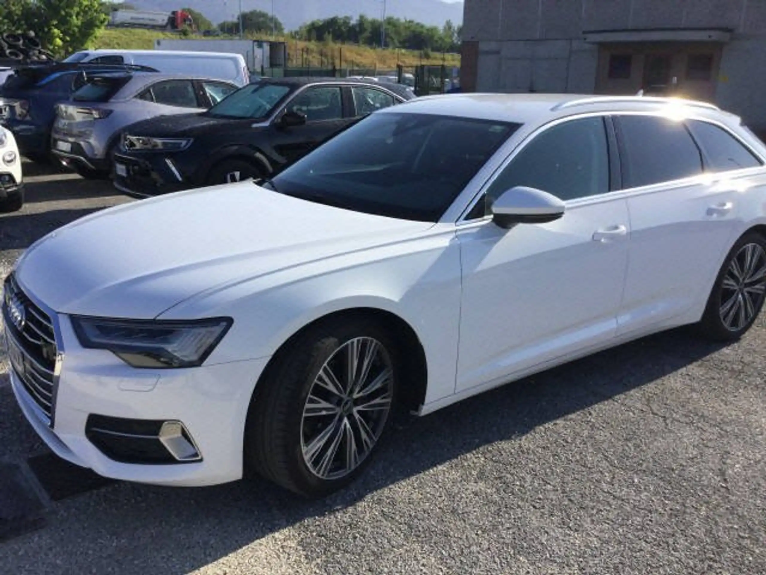 Audi - A6