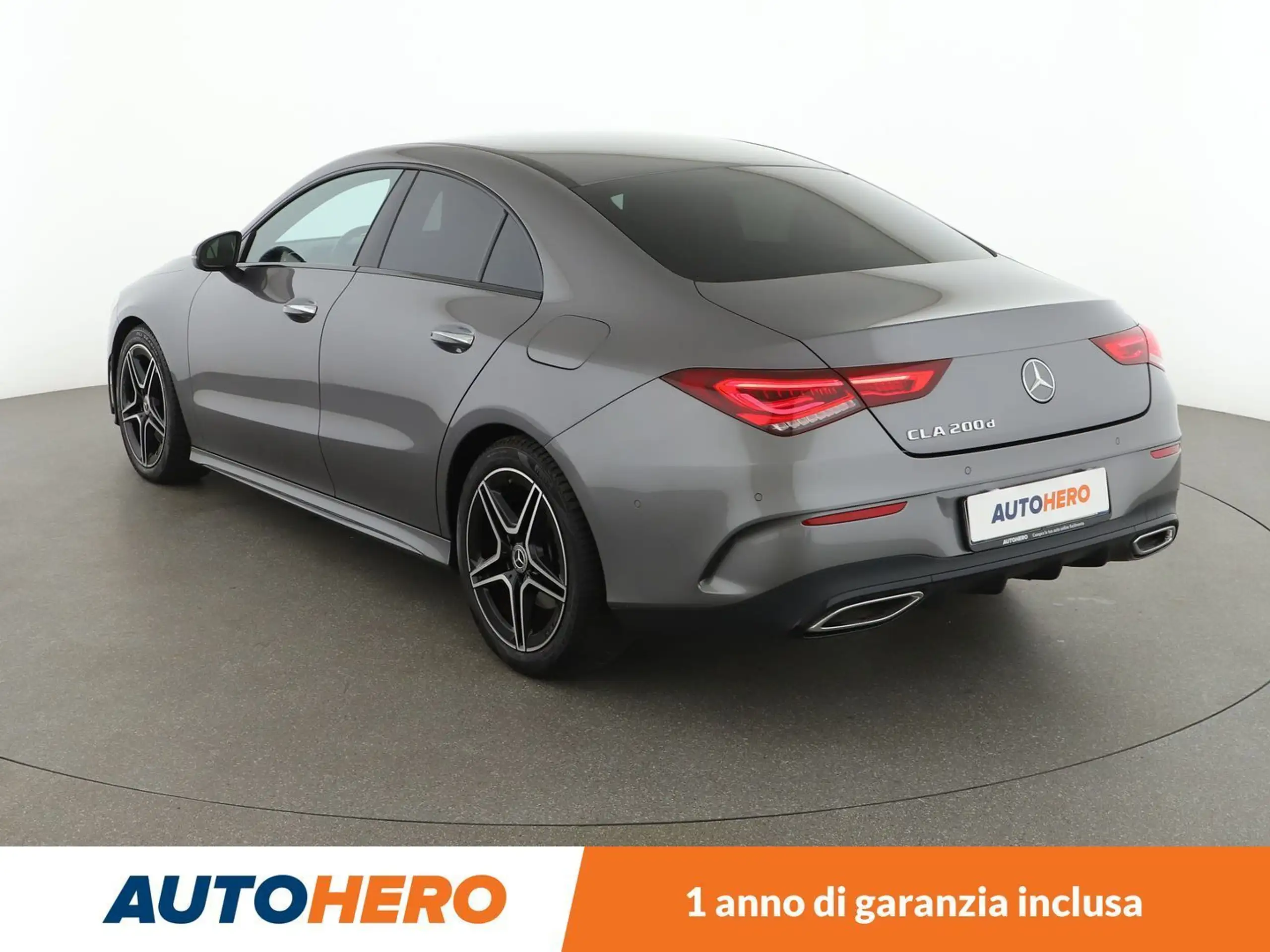 Mercedes-Benz - CLA 200