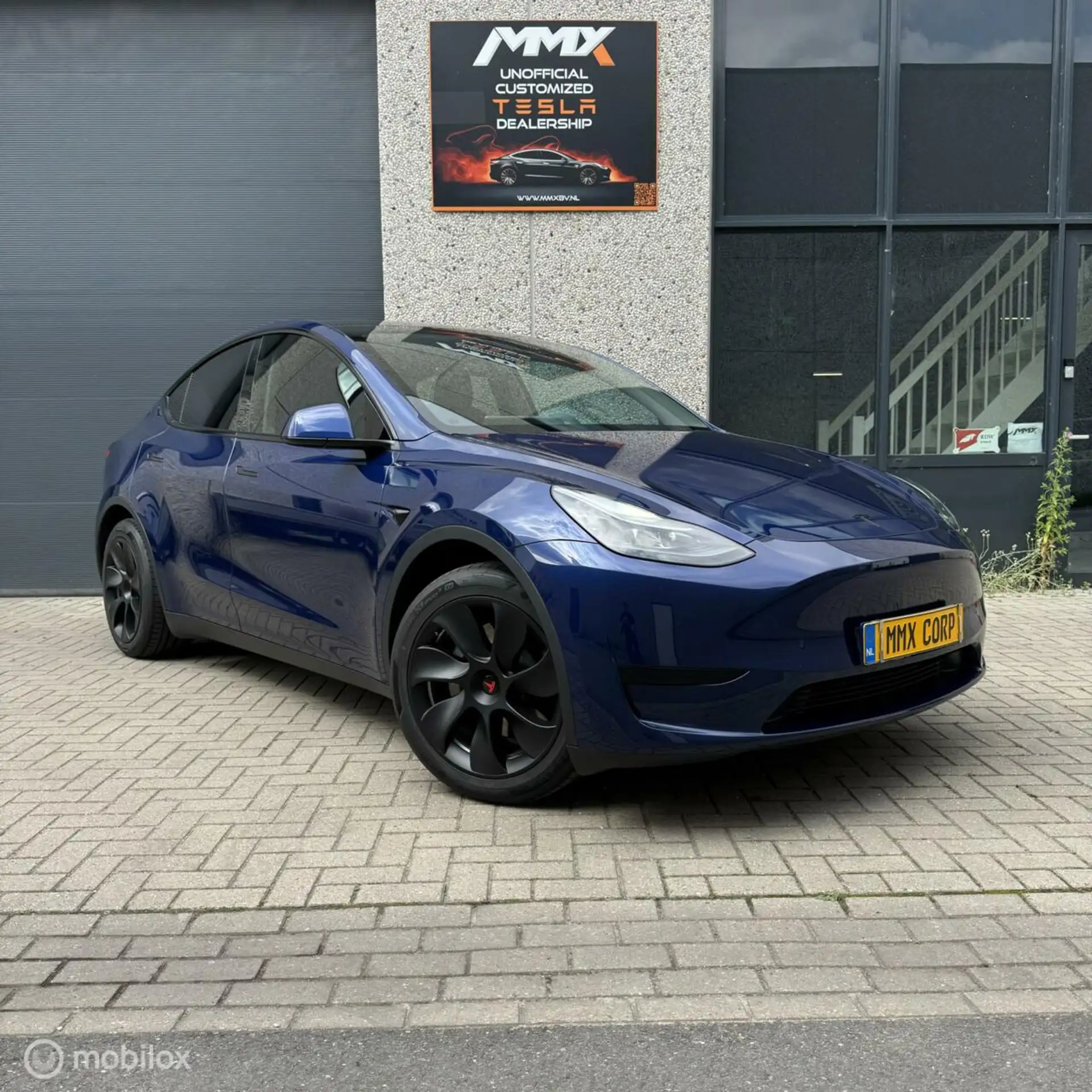 Tesla - Model Y