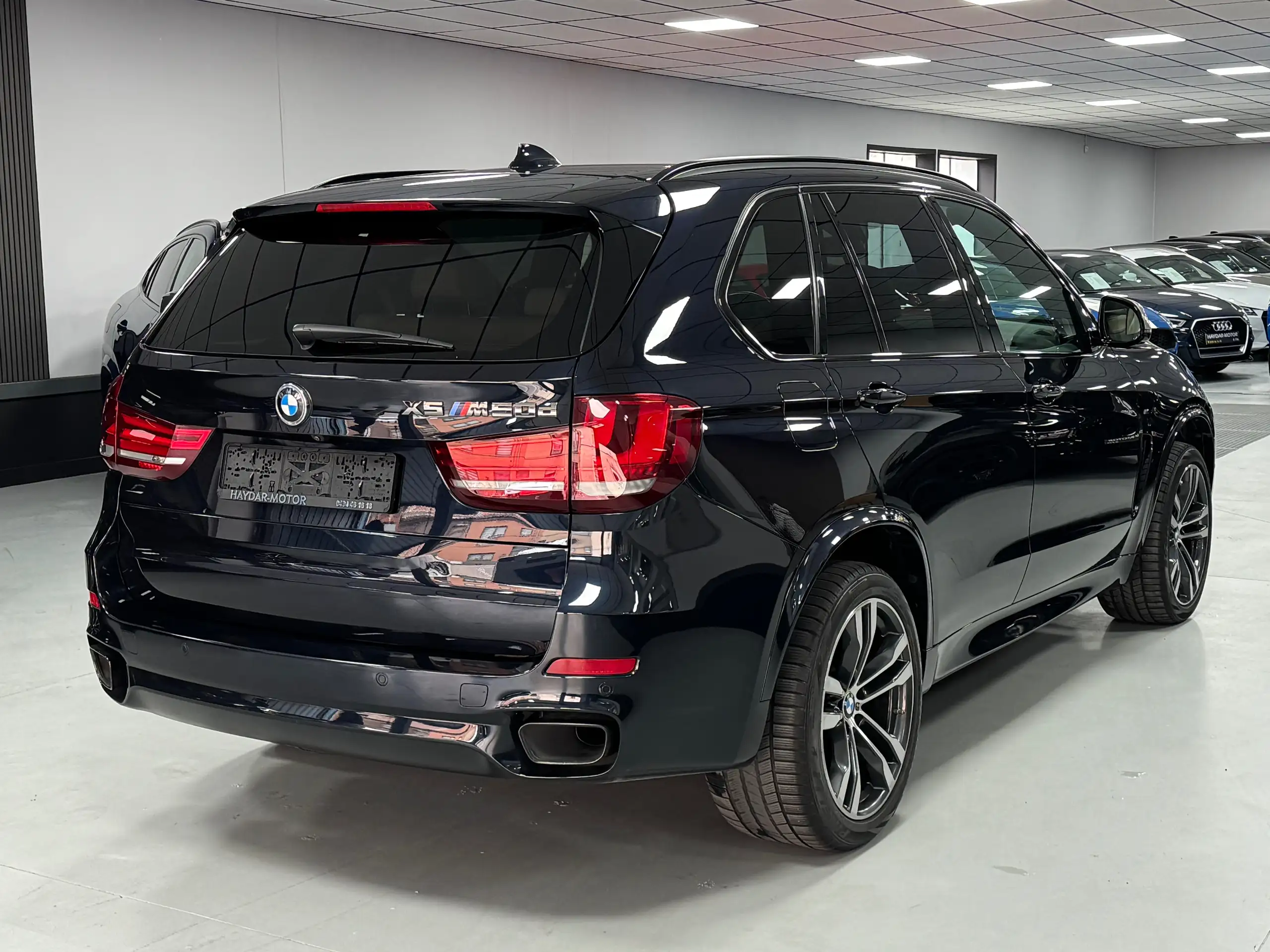 BMW - X5 M