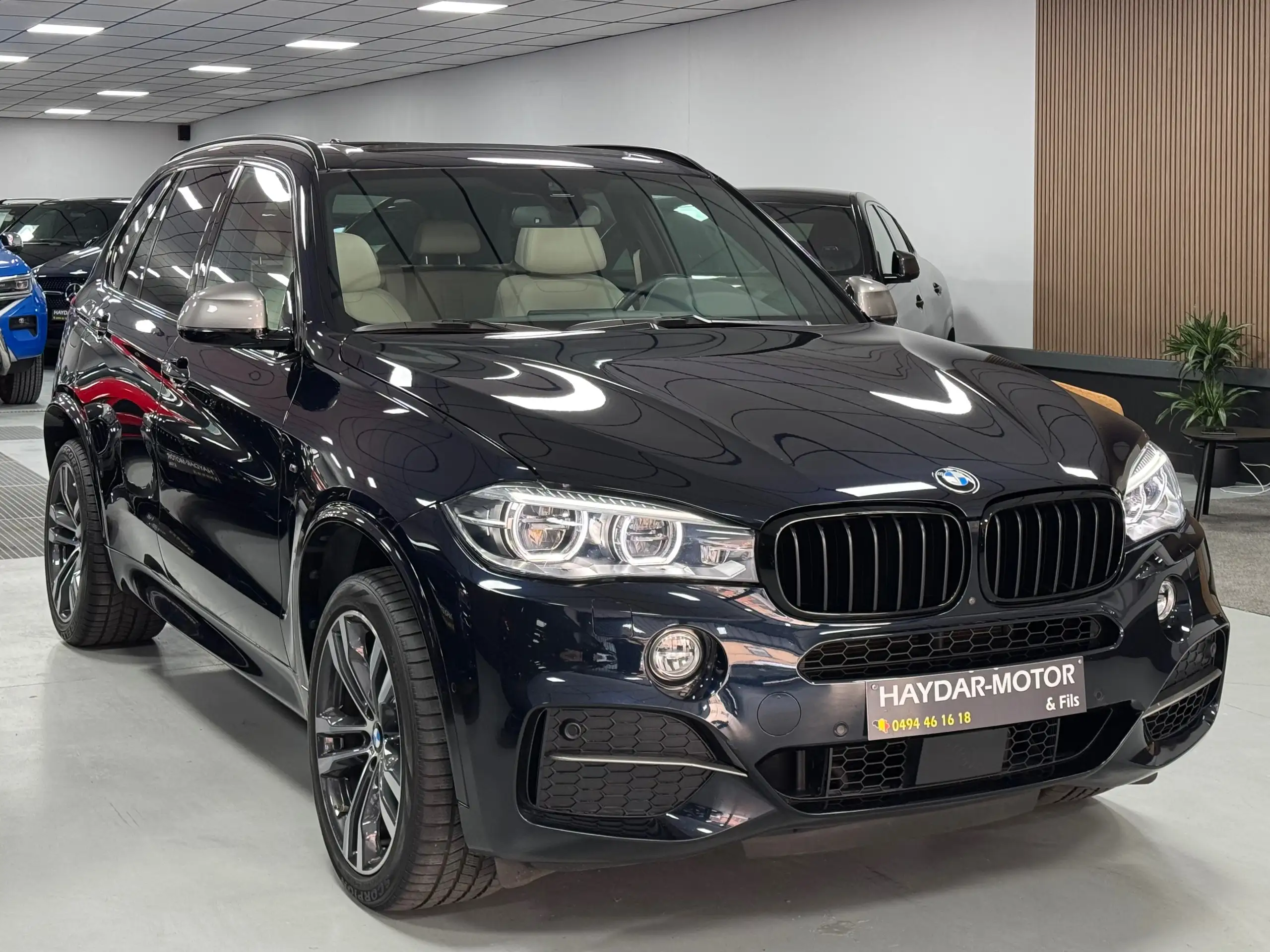 BMW - X5 M