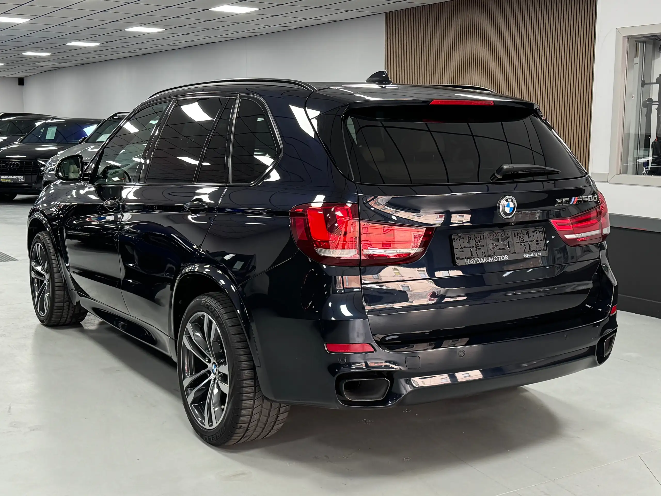 BMW - X5 M