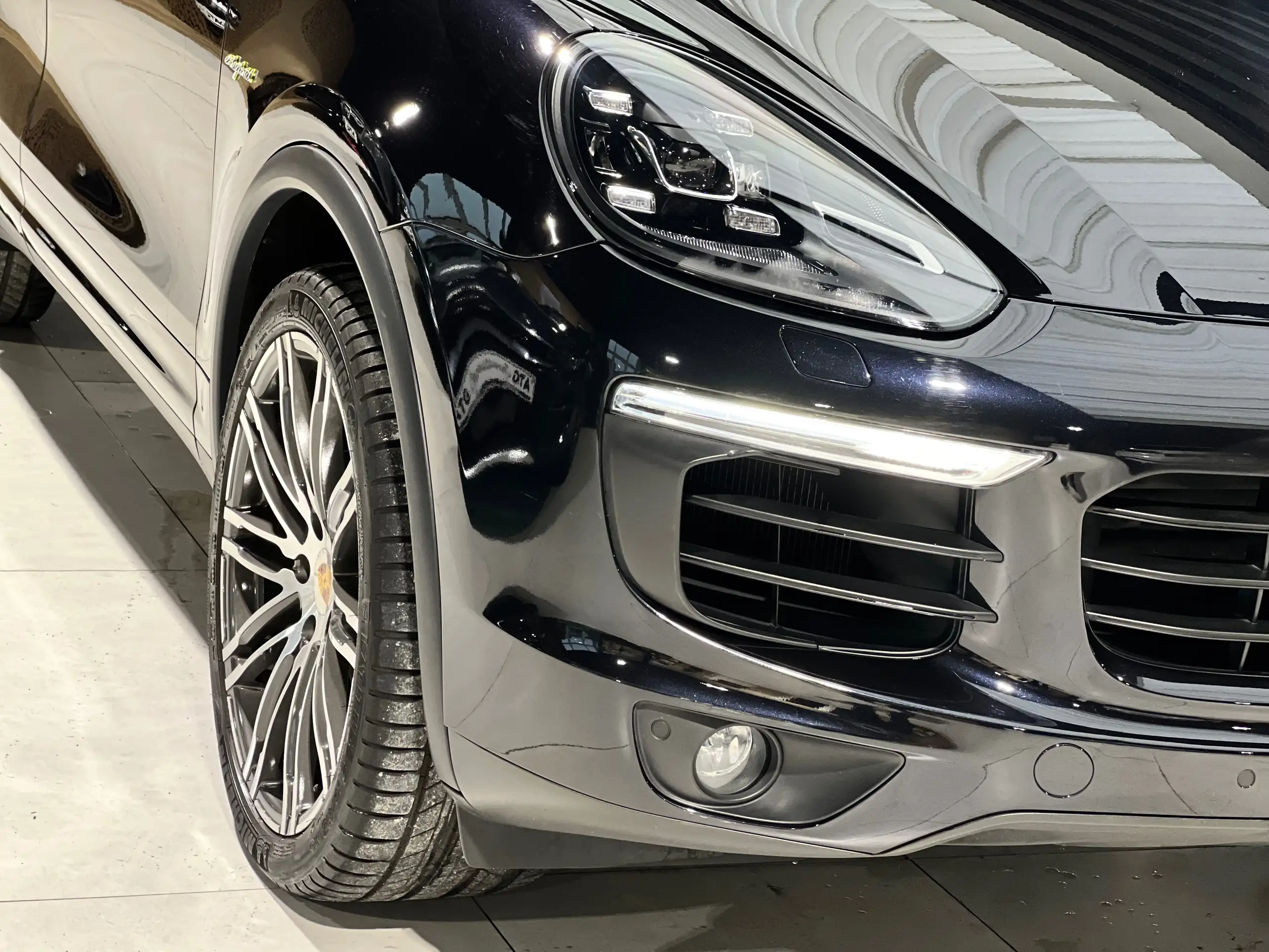 Porsche - Cayenne