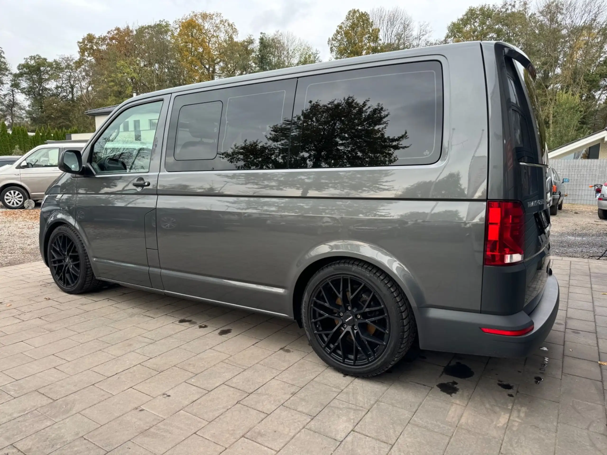 Volkswagen - T6 Transporter