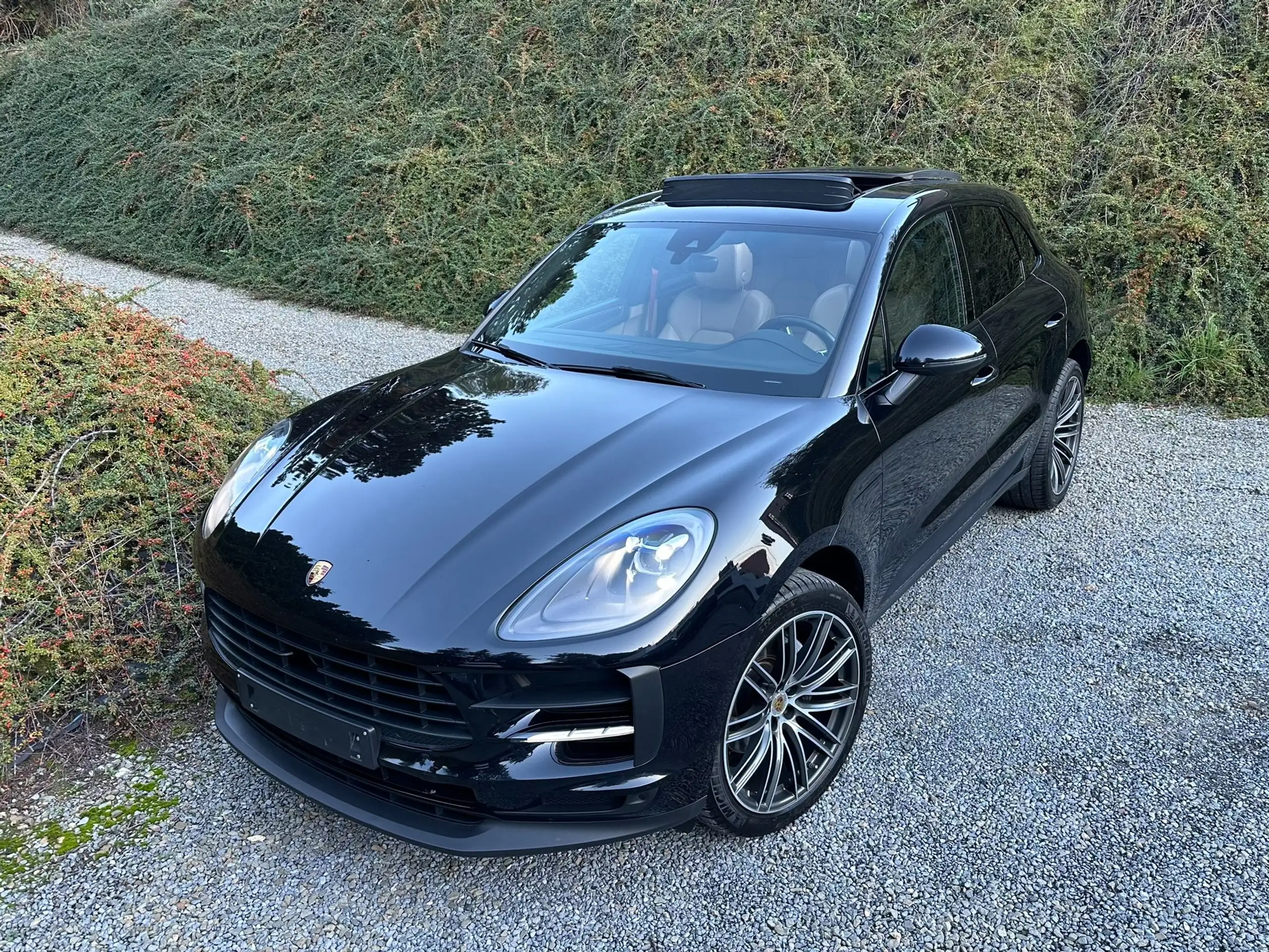 Porsche - Macan