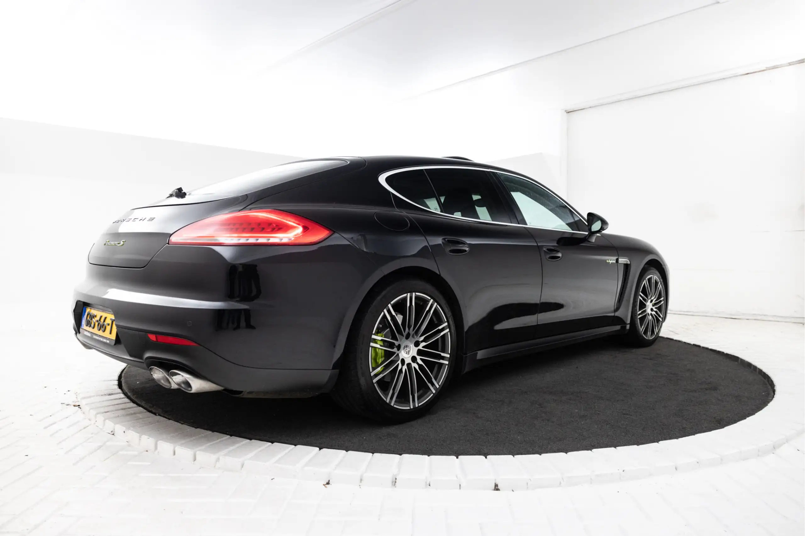 Porsche - Panamera