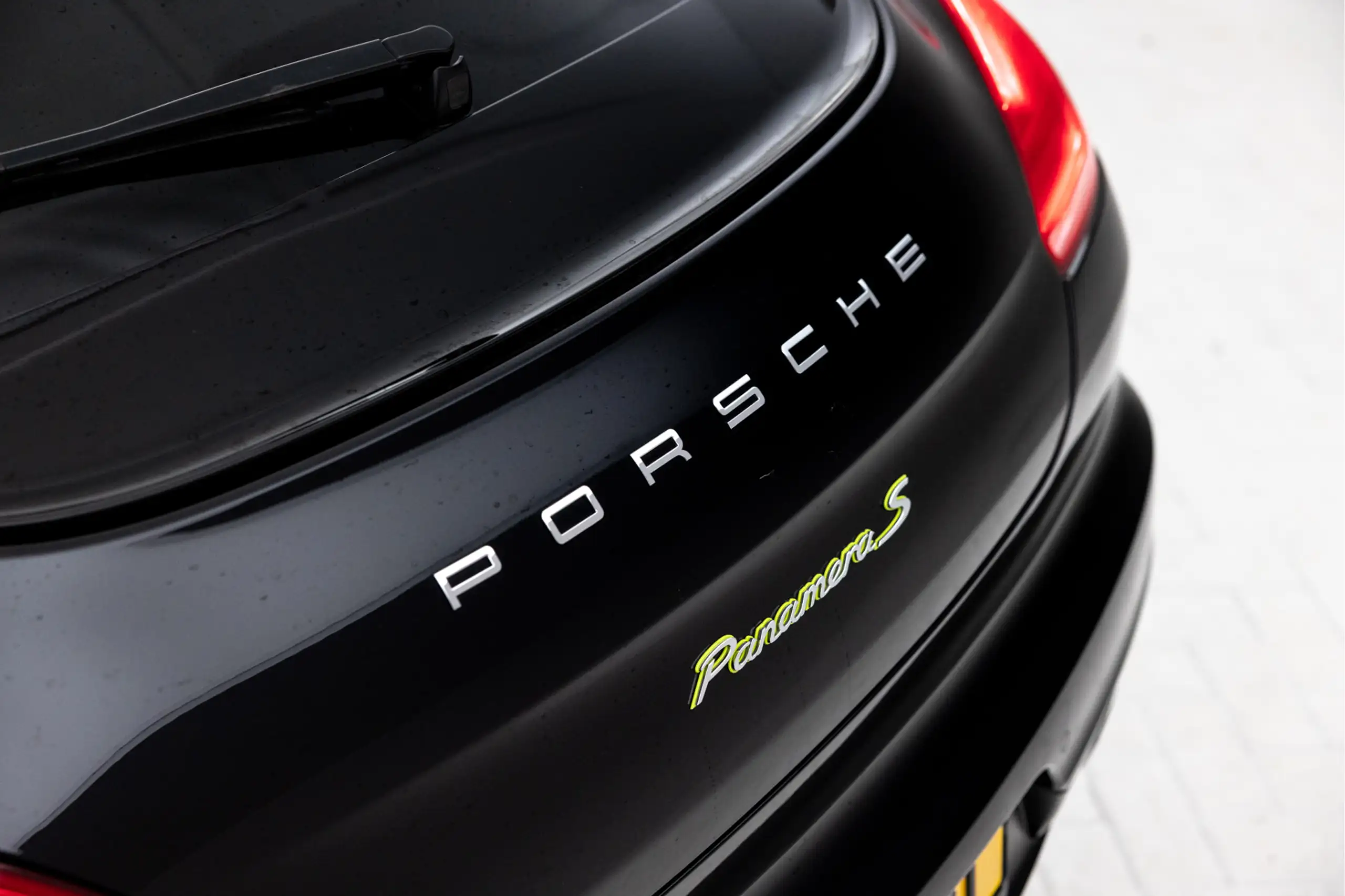 Porsche - Panamera