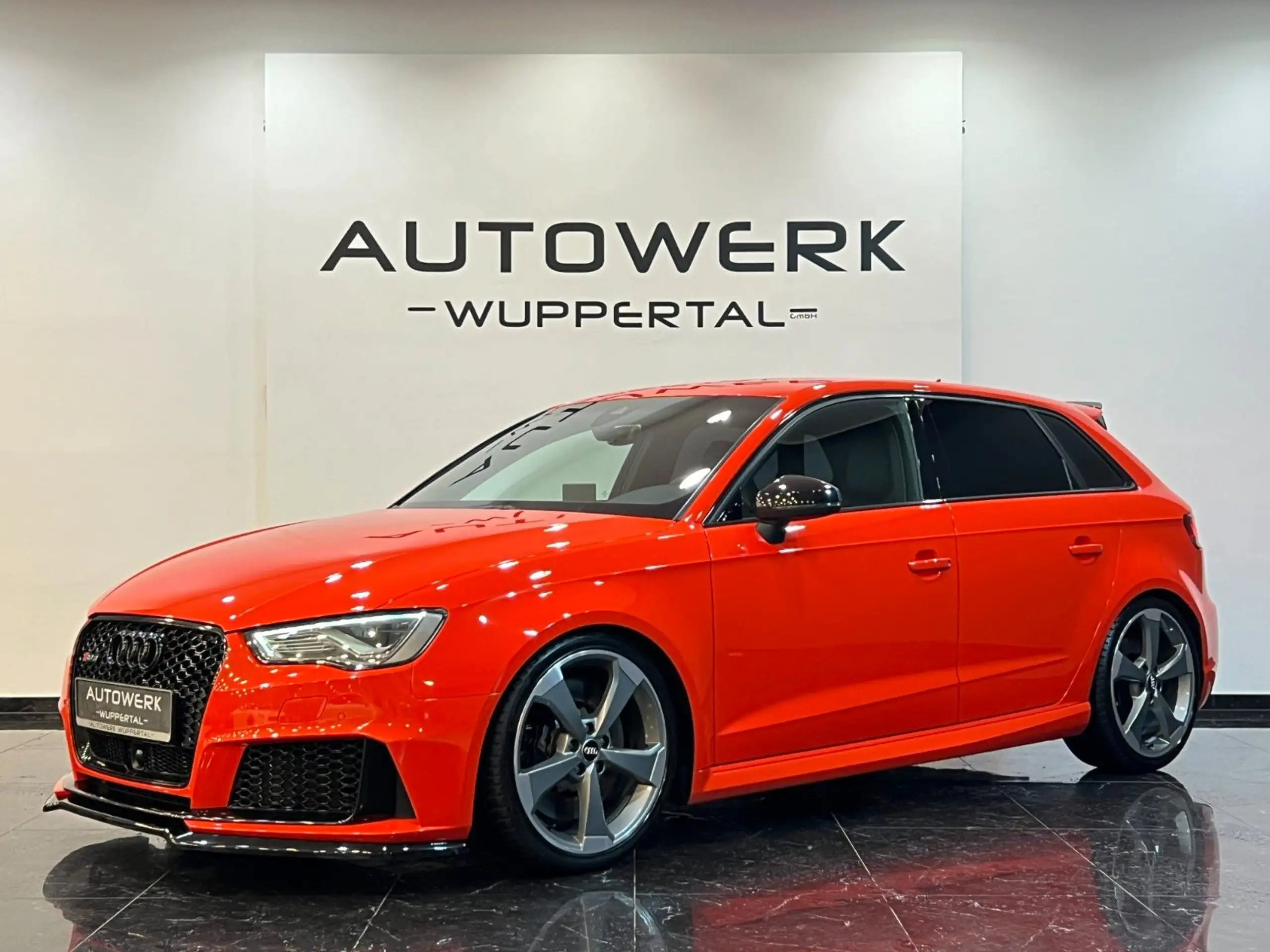 Audi - RS3