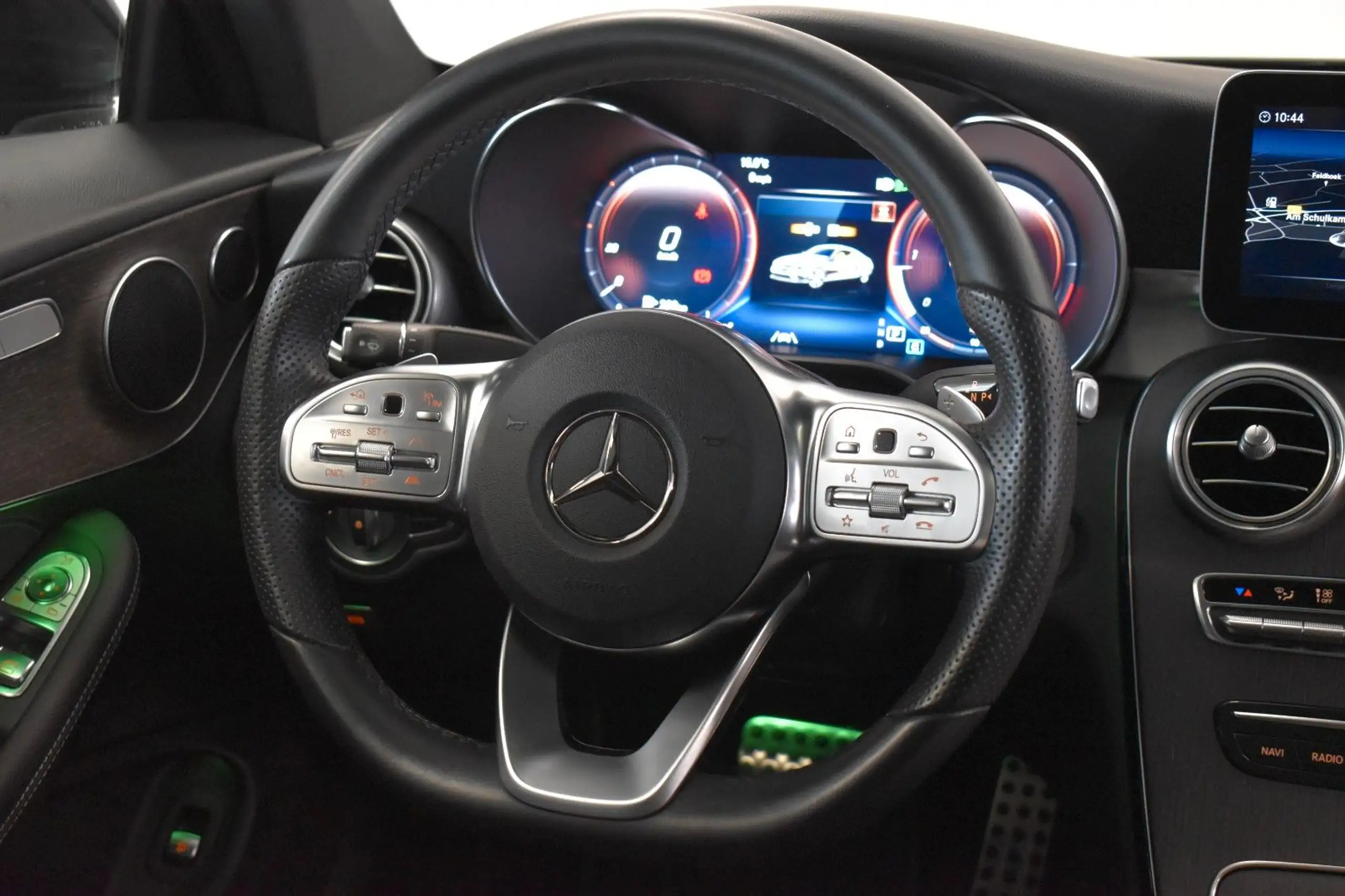 Mercedes-Benz - C 300