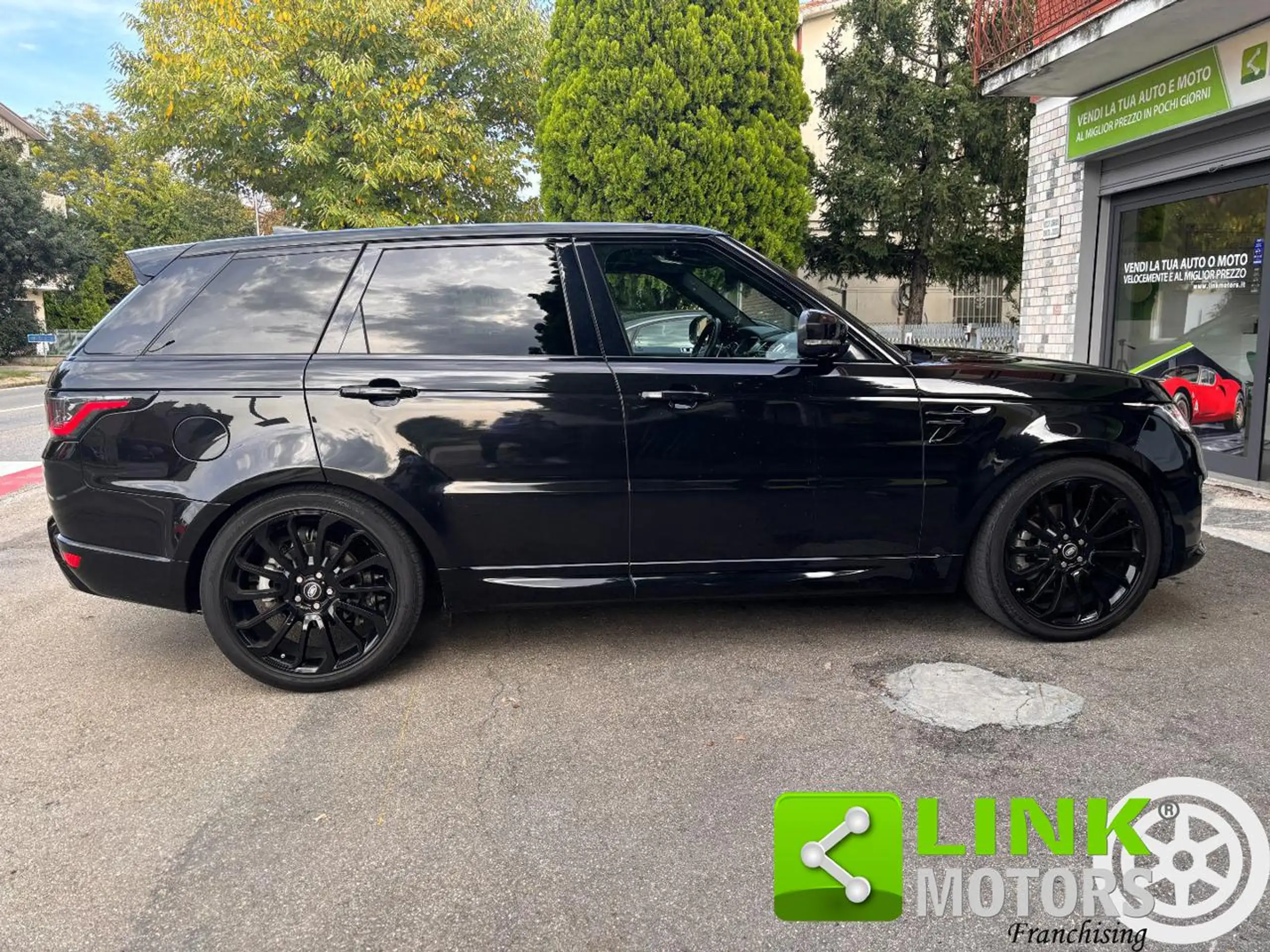 Land Rover - Range Rover Sport