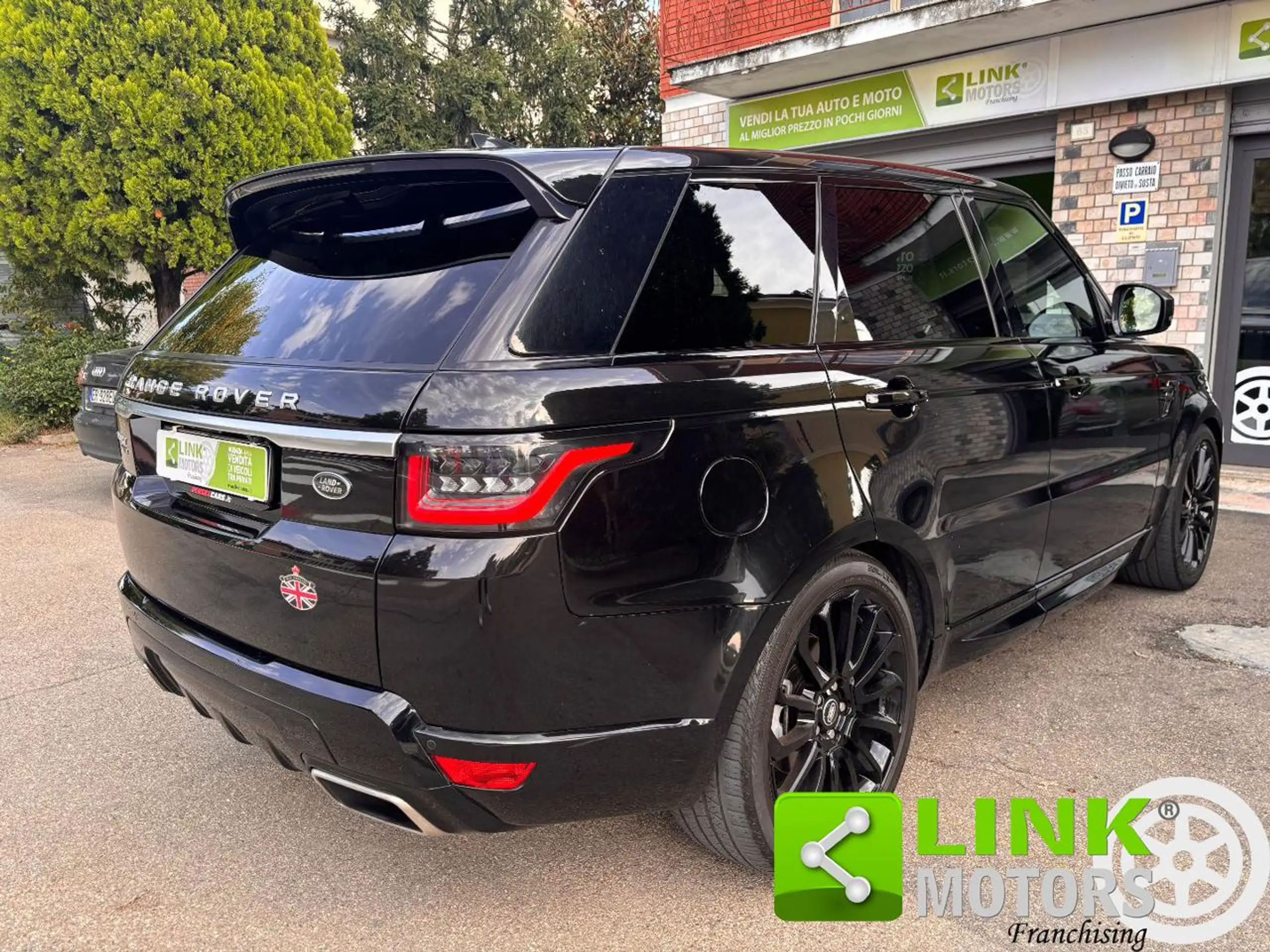 Land Rover - Range Rover Sport