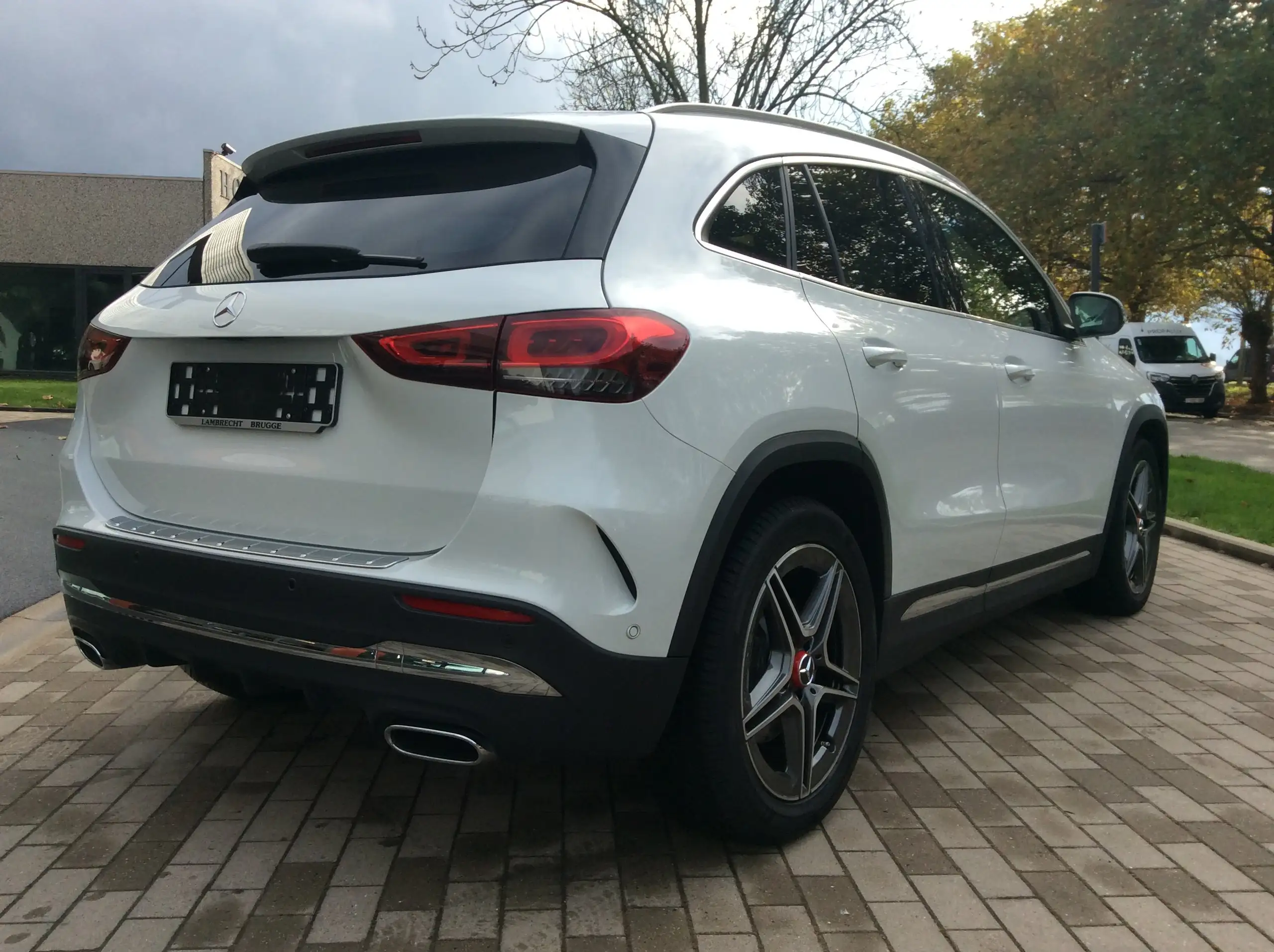 Mercedes-Benz - GLA 250