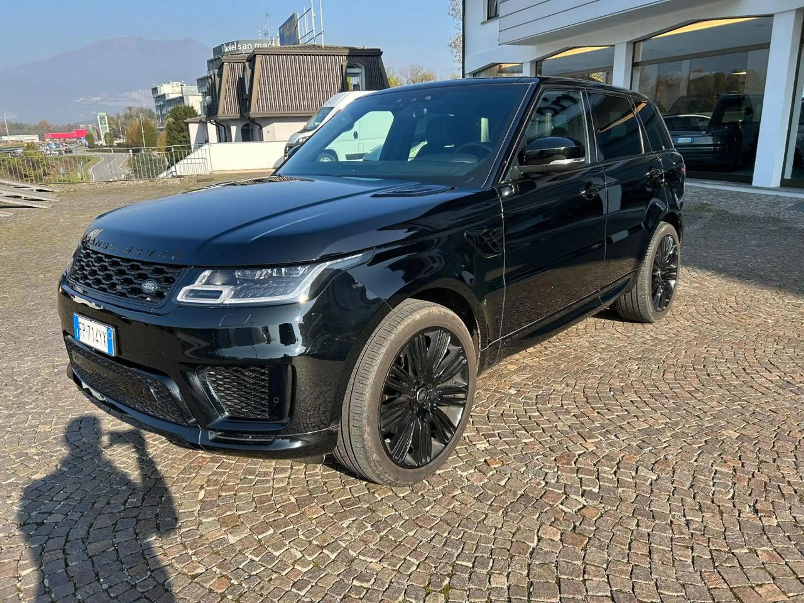 Land Rover - Range Rover Sport