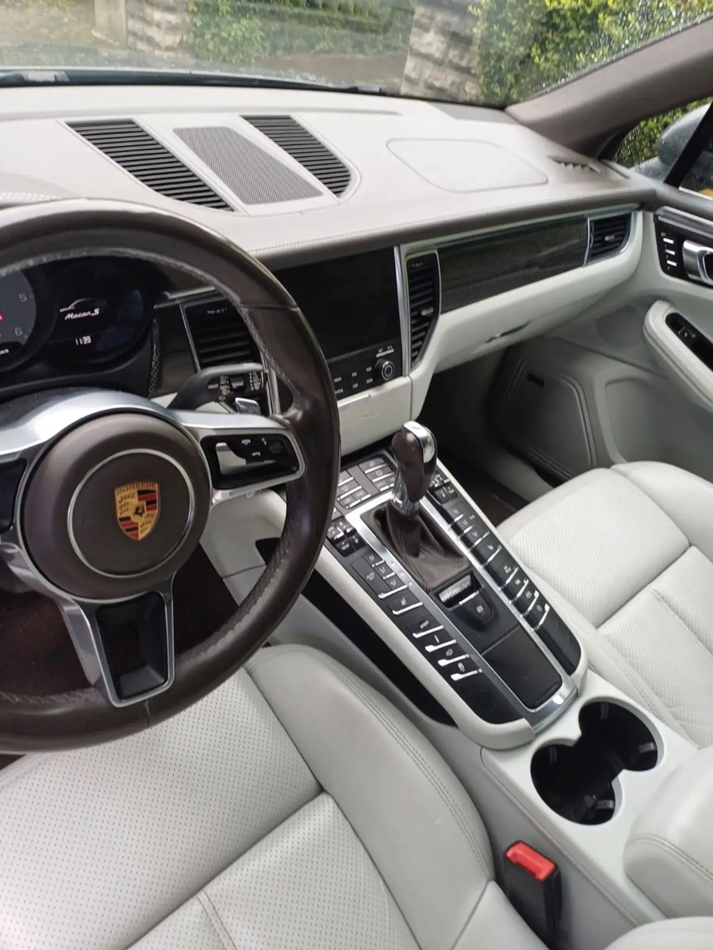 Porsche - Macan