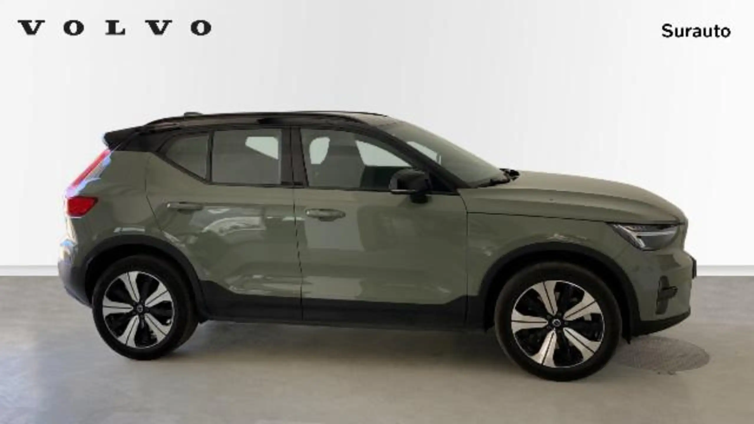 Volvo - XC40