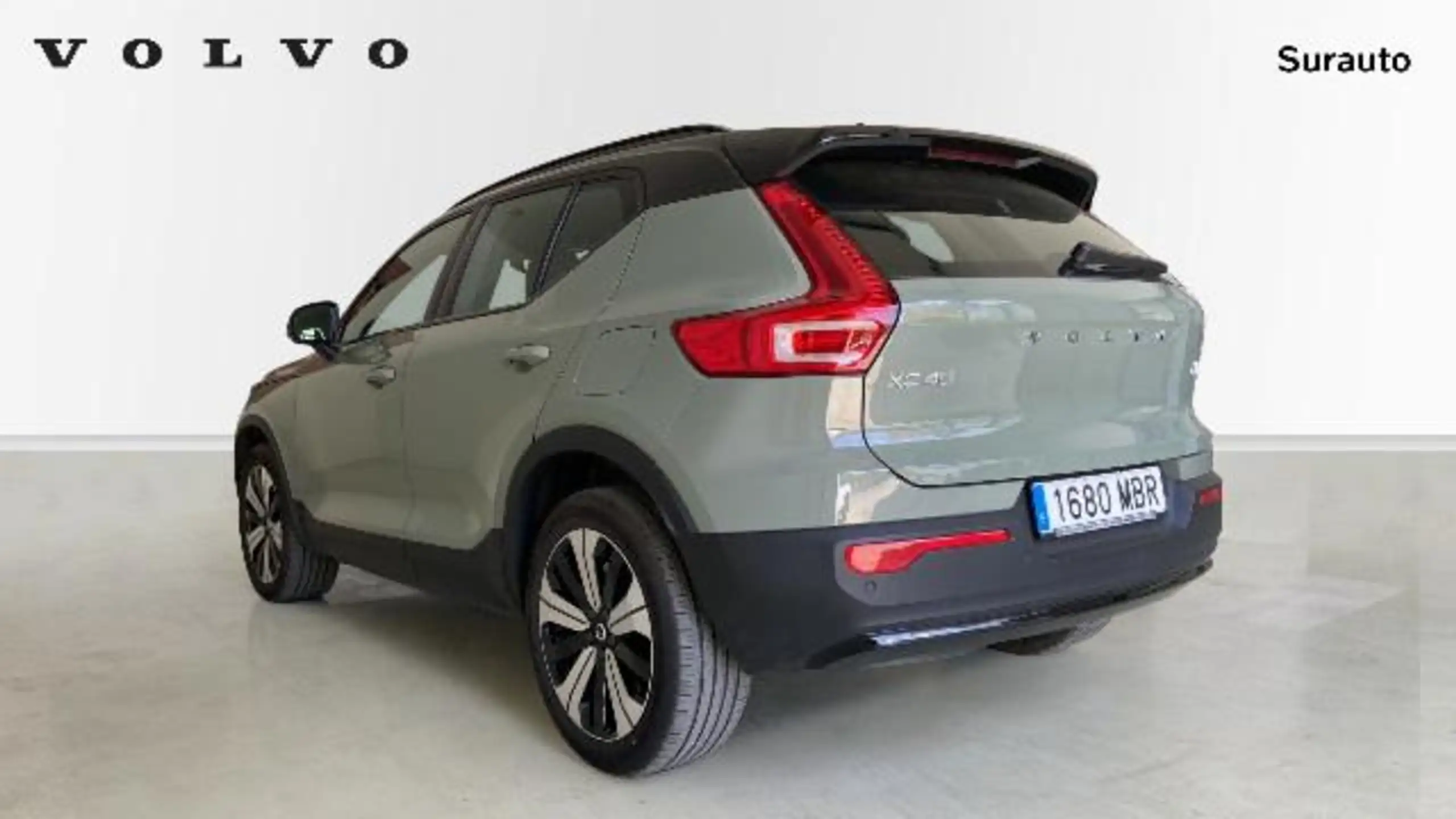 Volvo - XC40