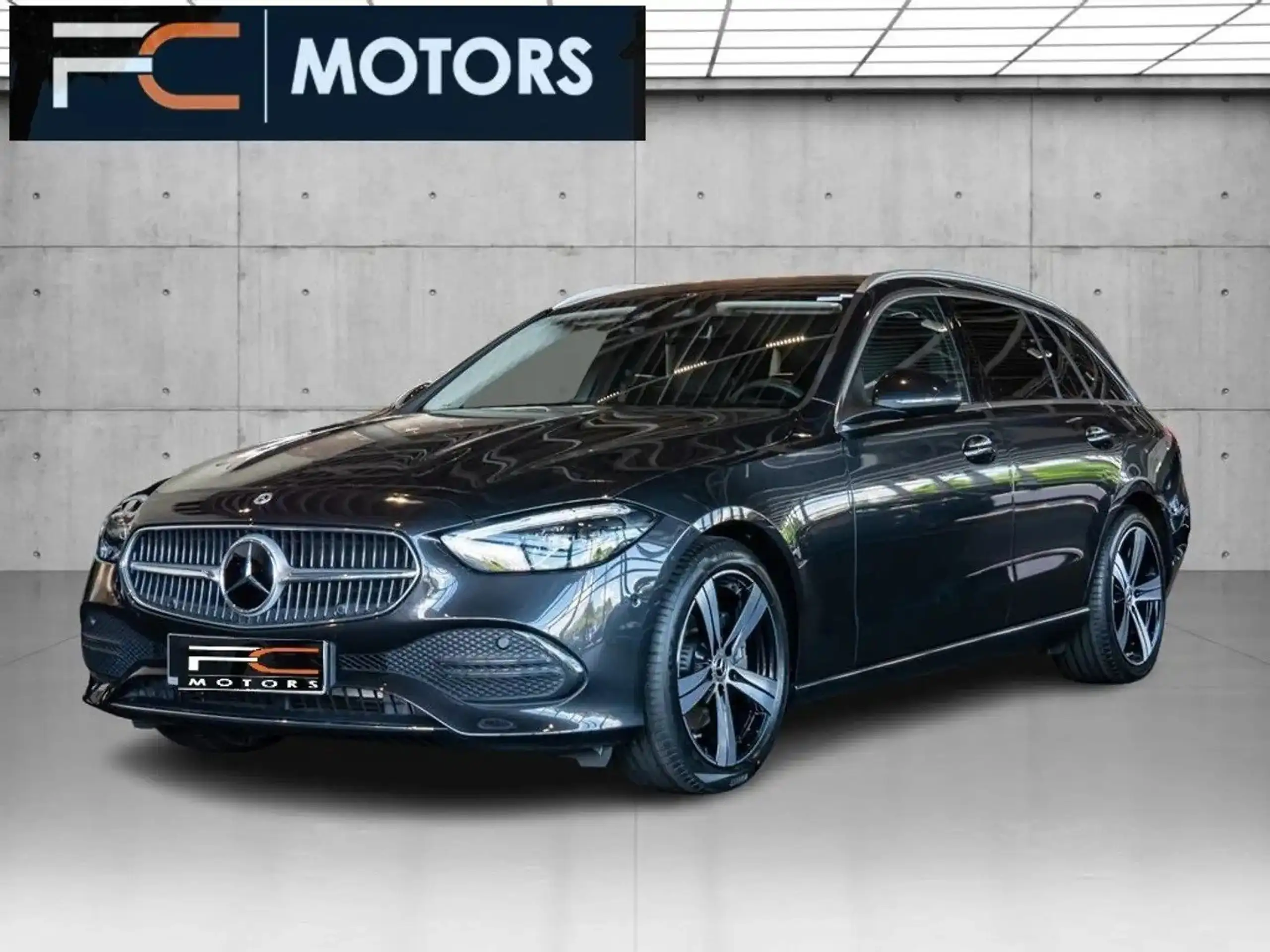 Mercedes-Benz - C 220