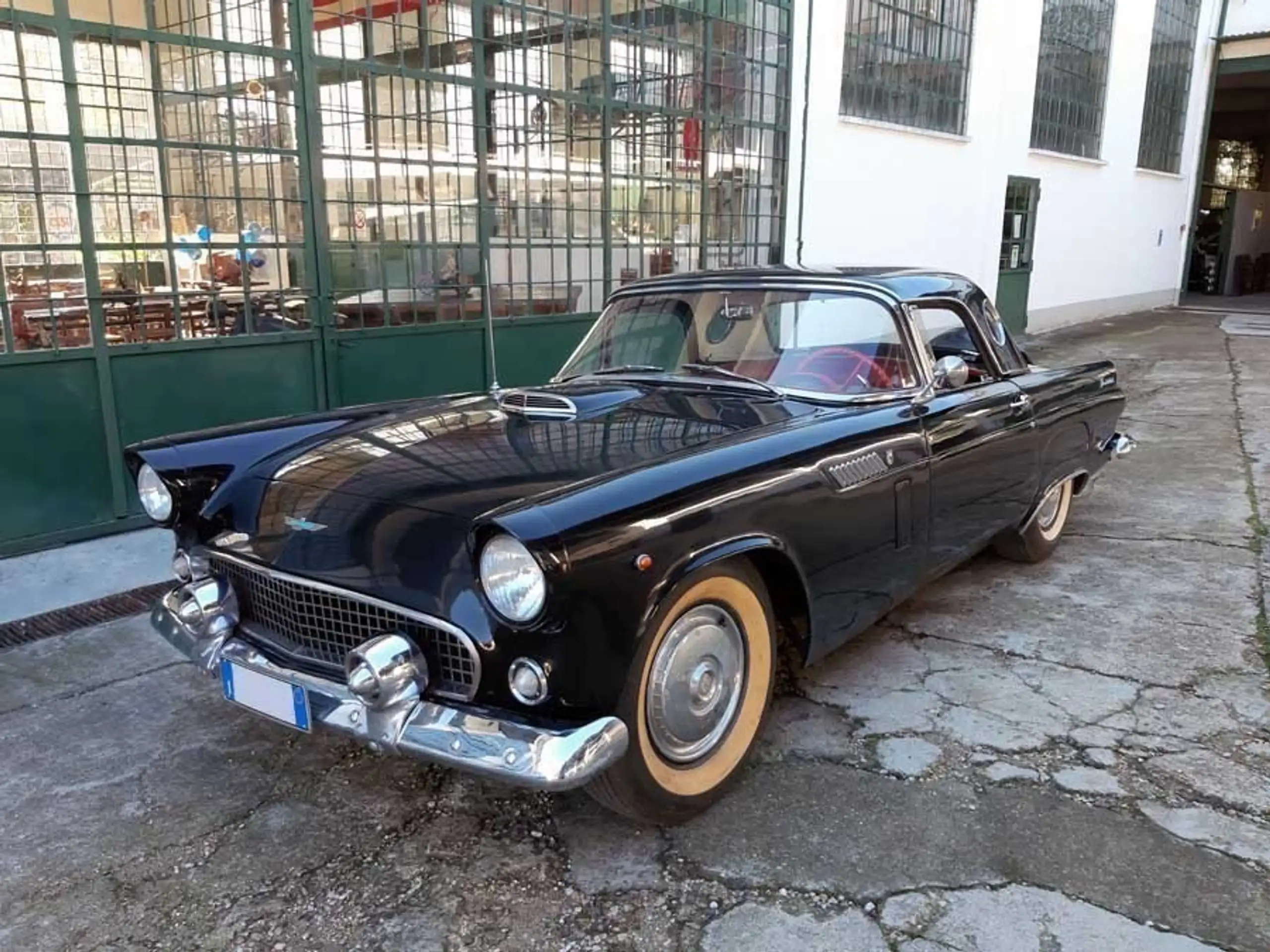 Ford - Thunderbird