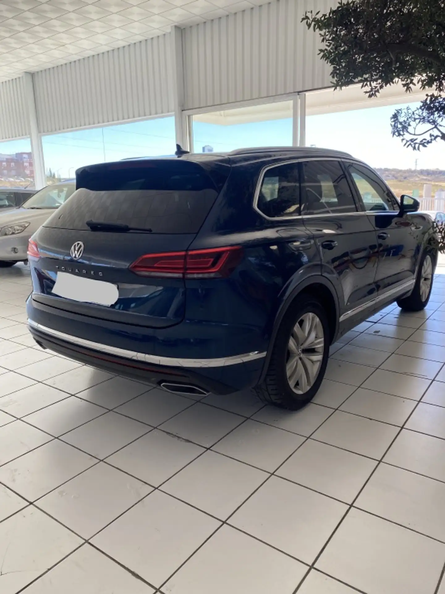 Volkswagen - Touareg