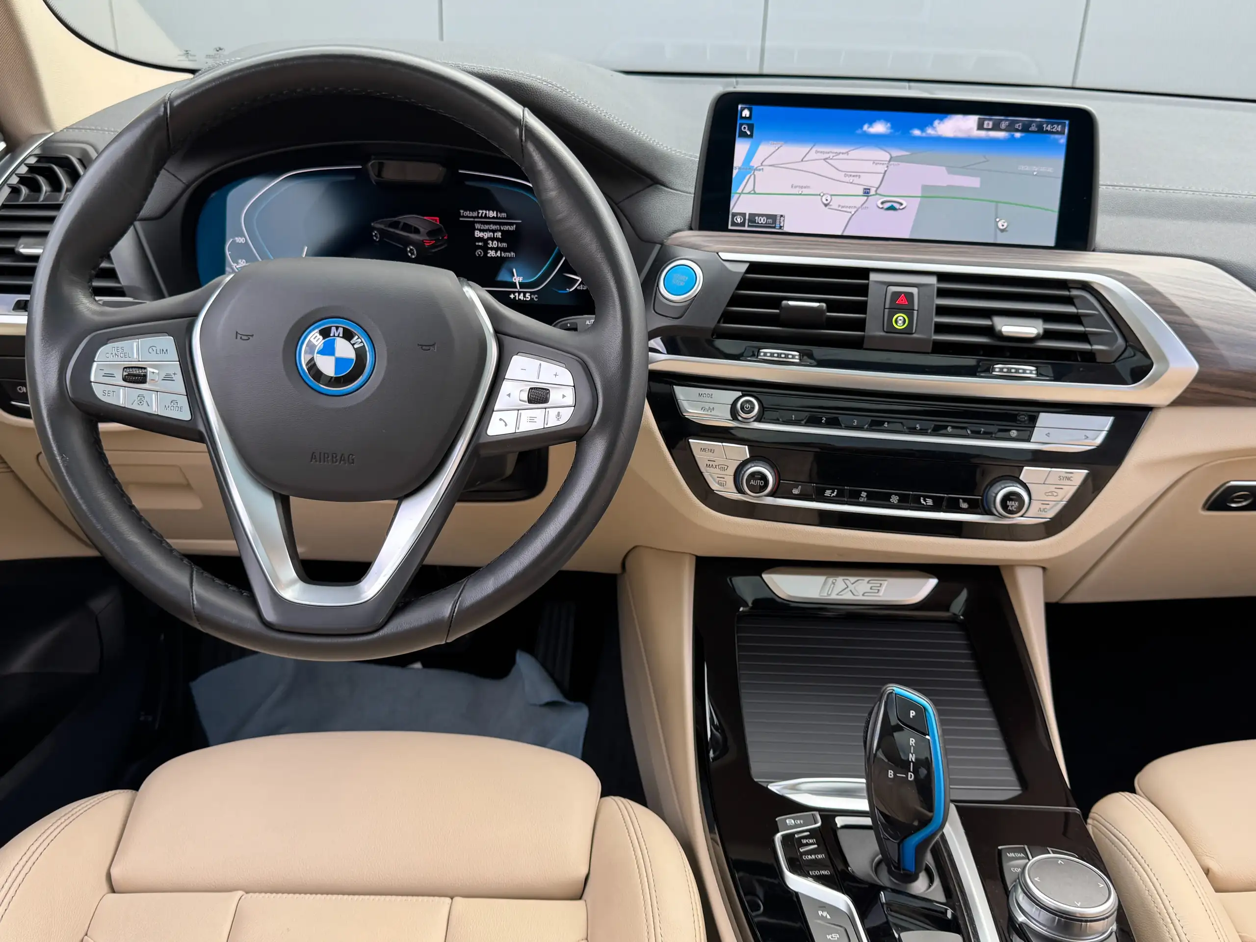 BMW - iX3