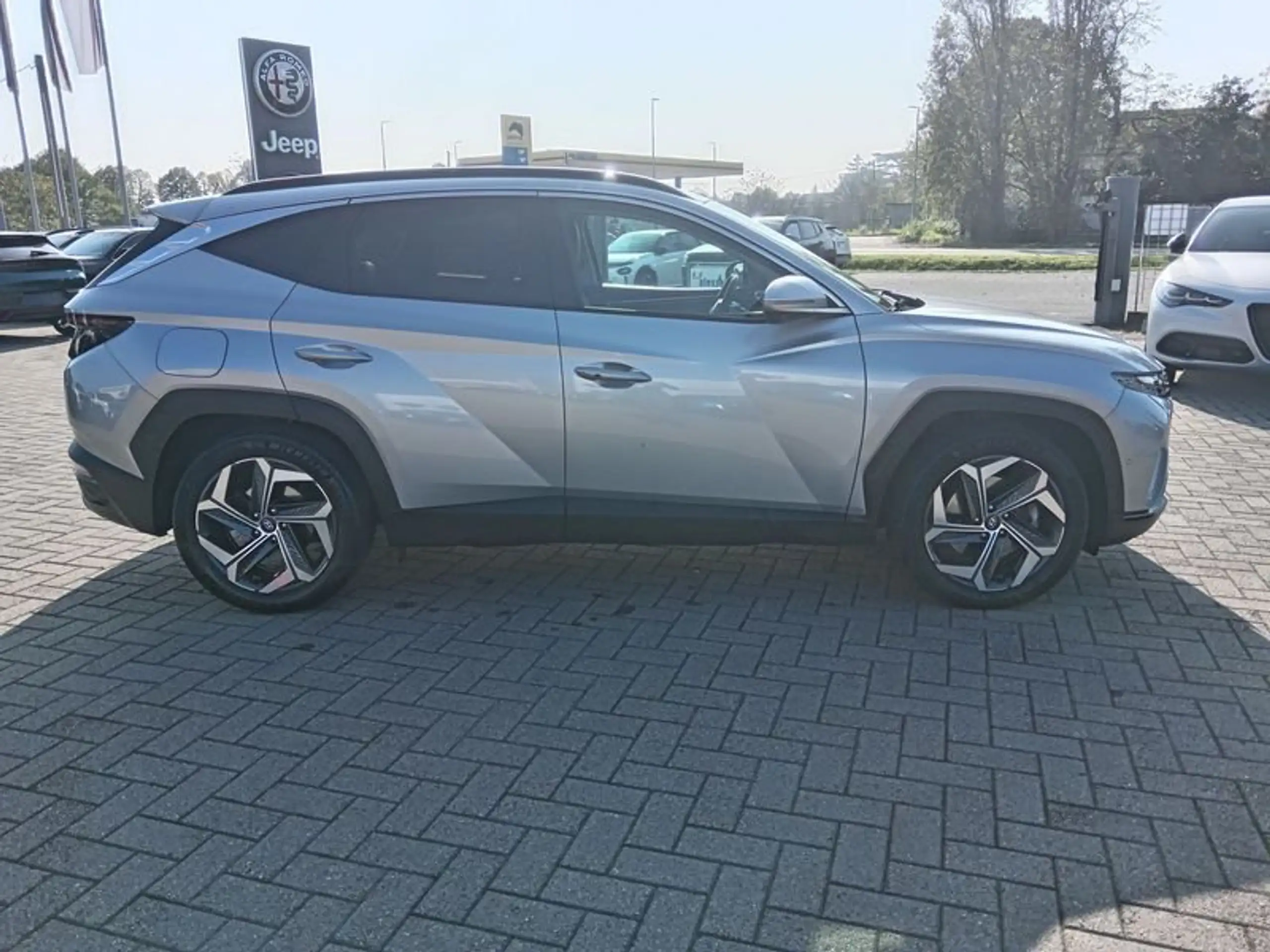 Hyundai - TUCSON