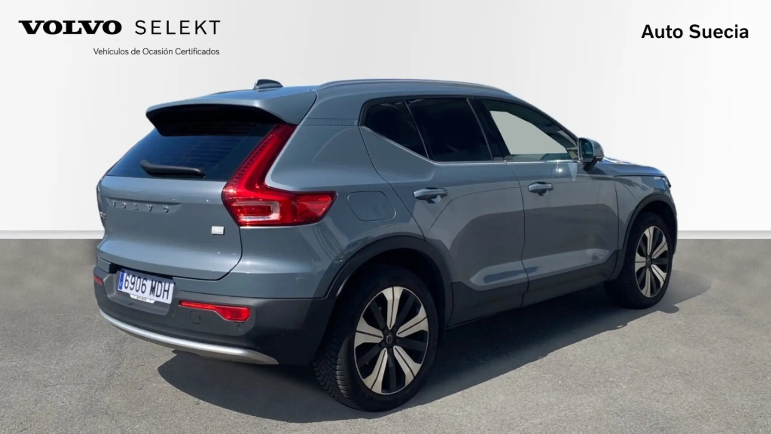 Volvo - XC40