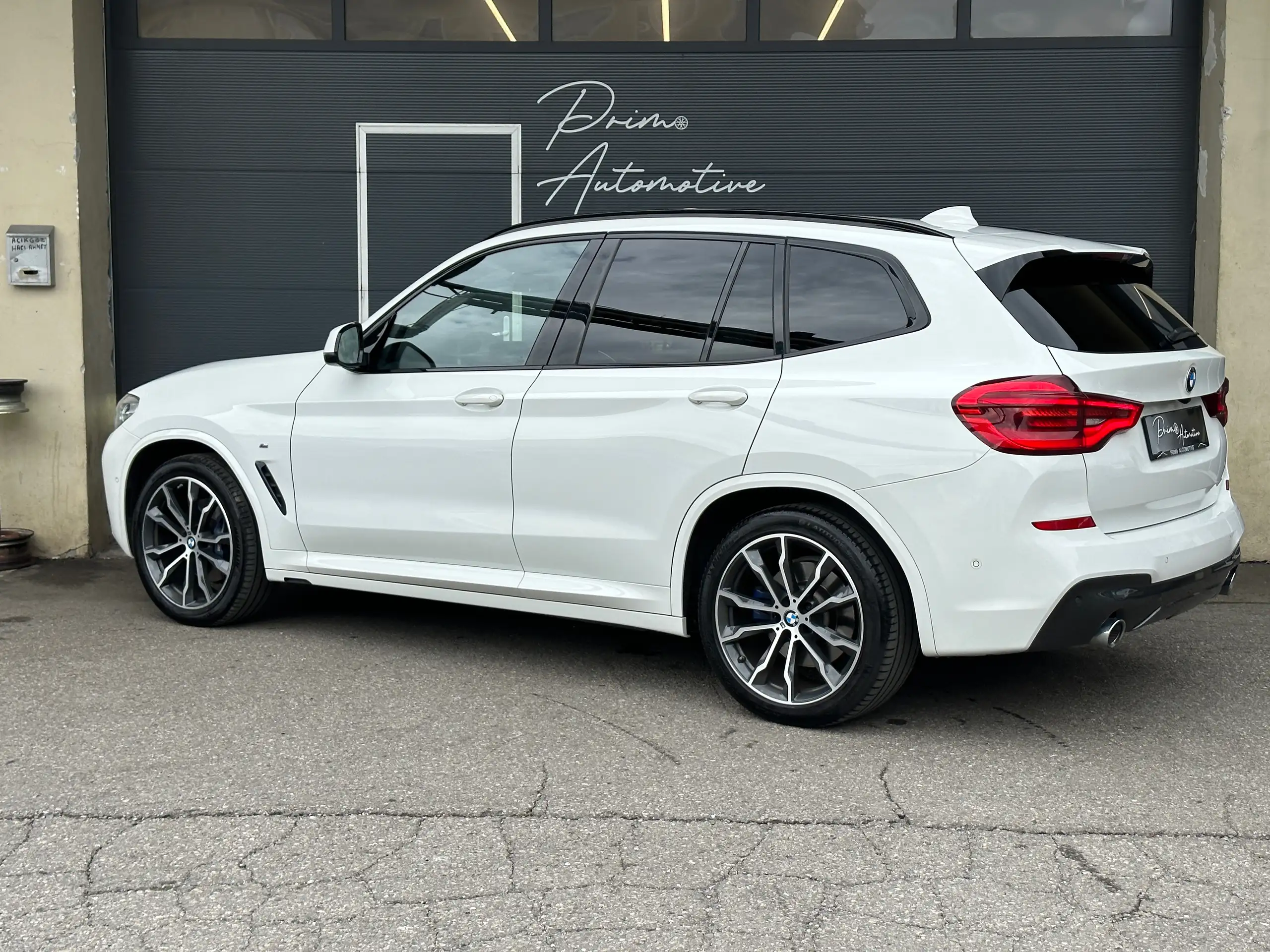 BMW - X3