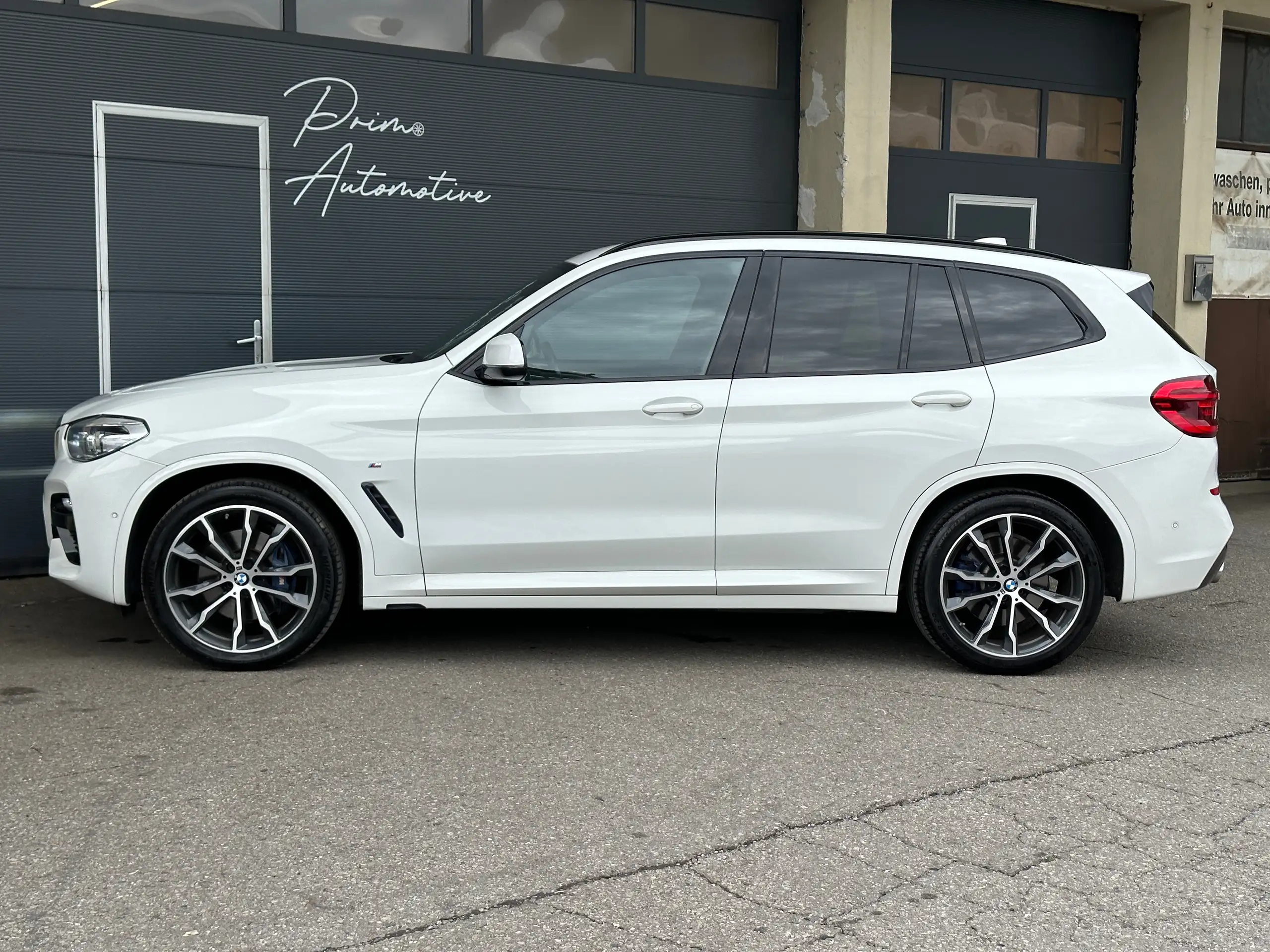 BMW - X3