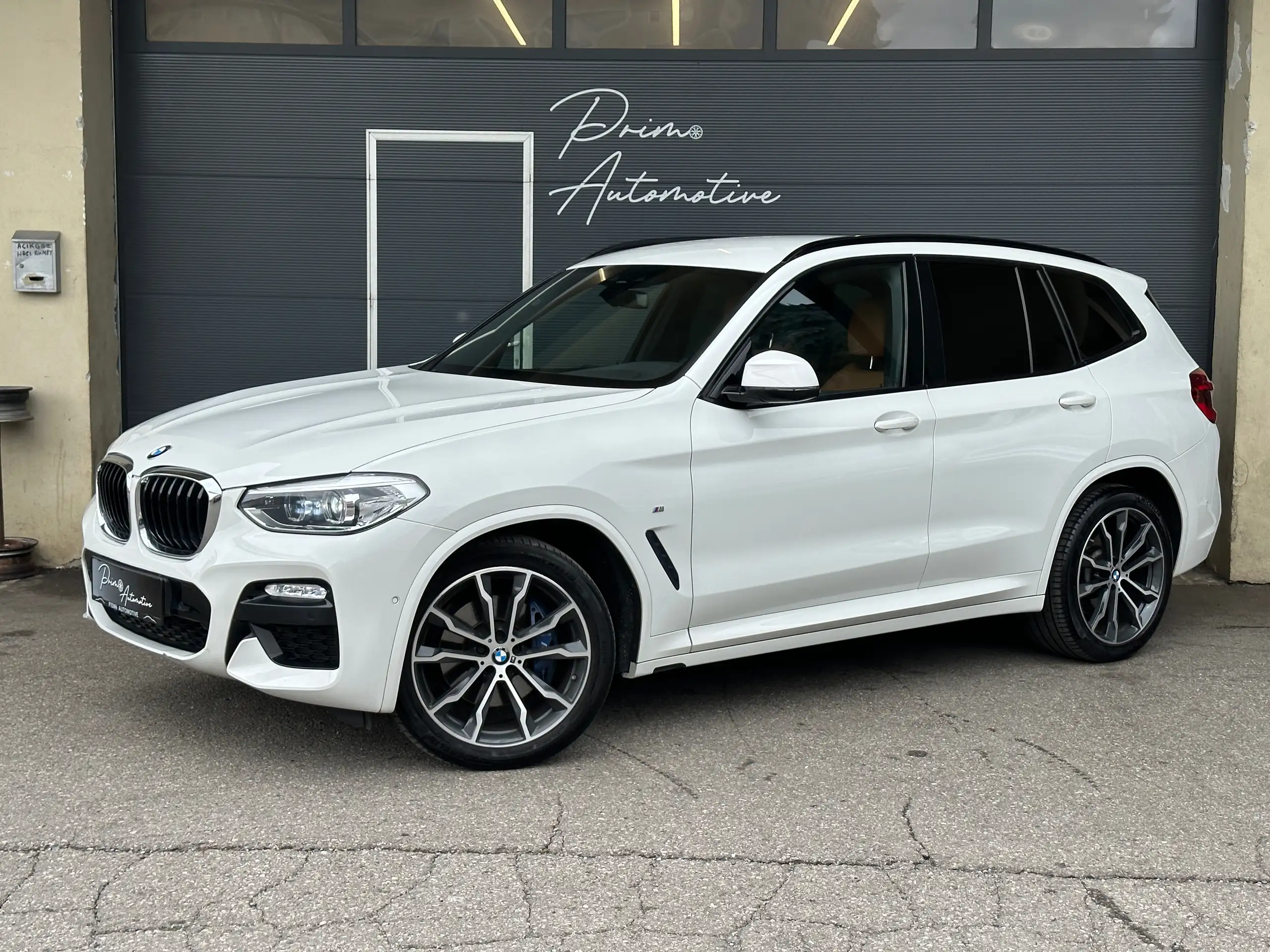 BMW - X3