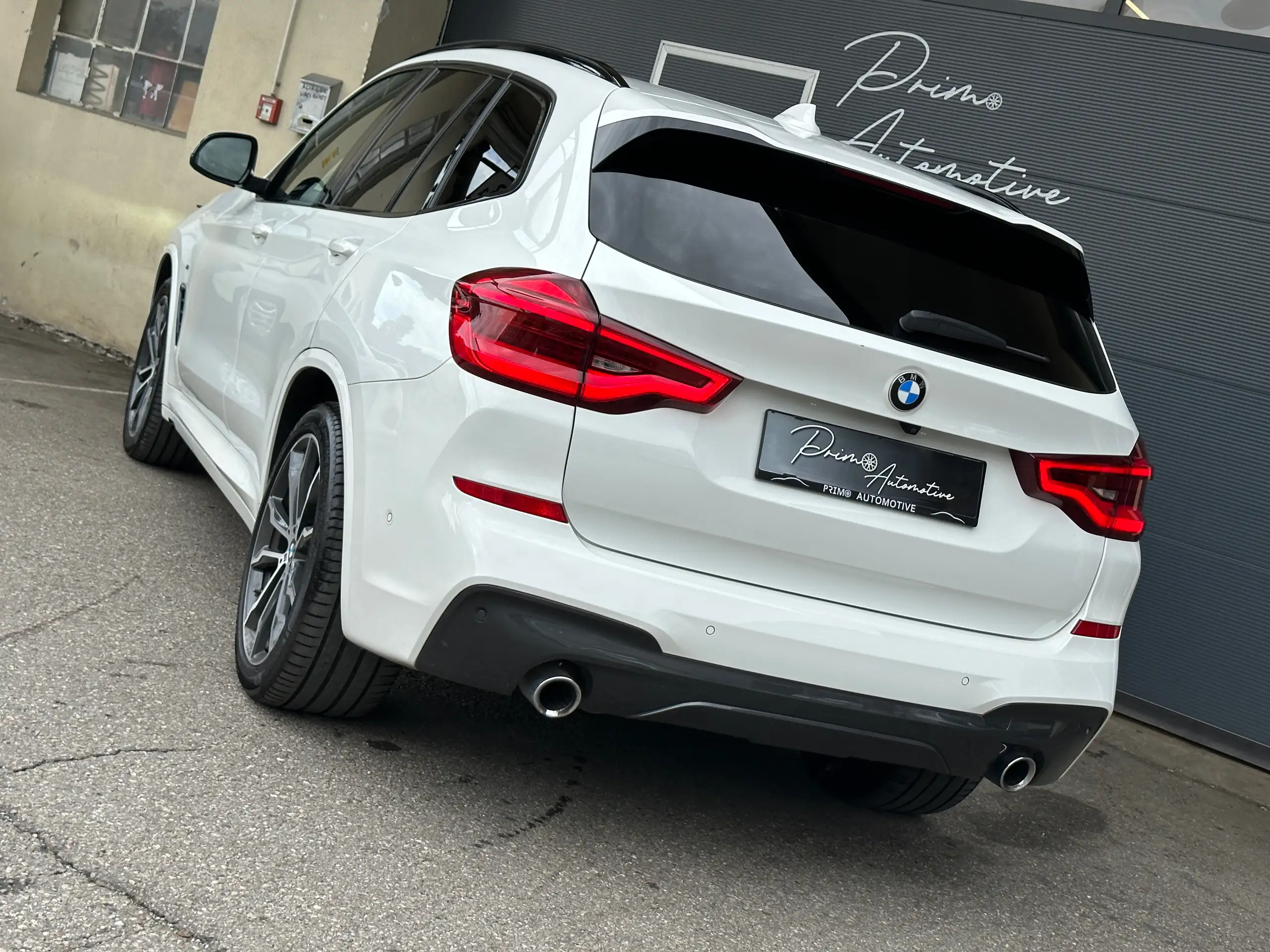 BMW - X3