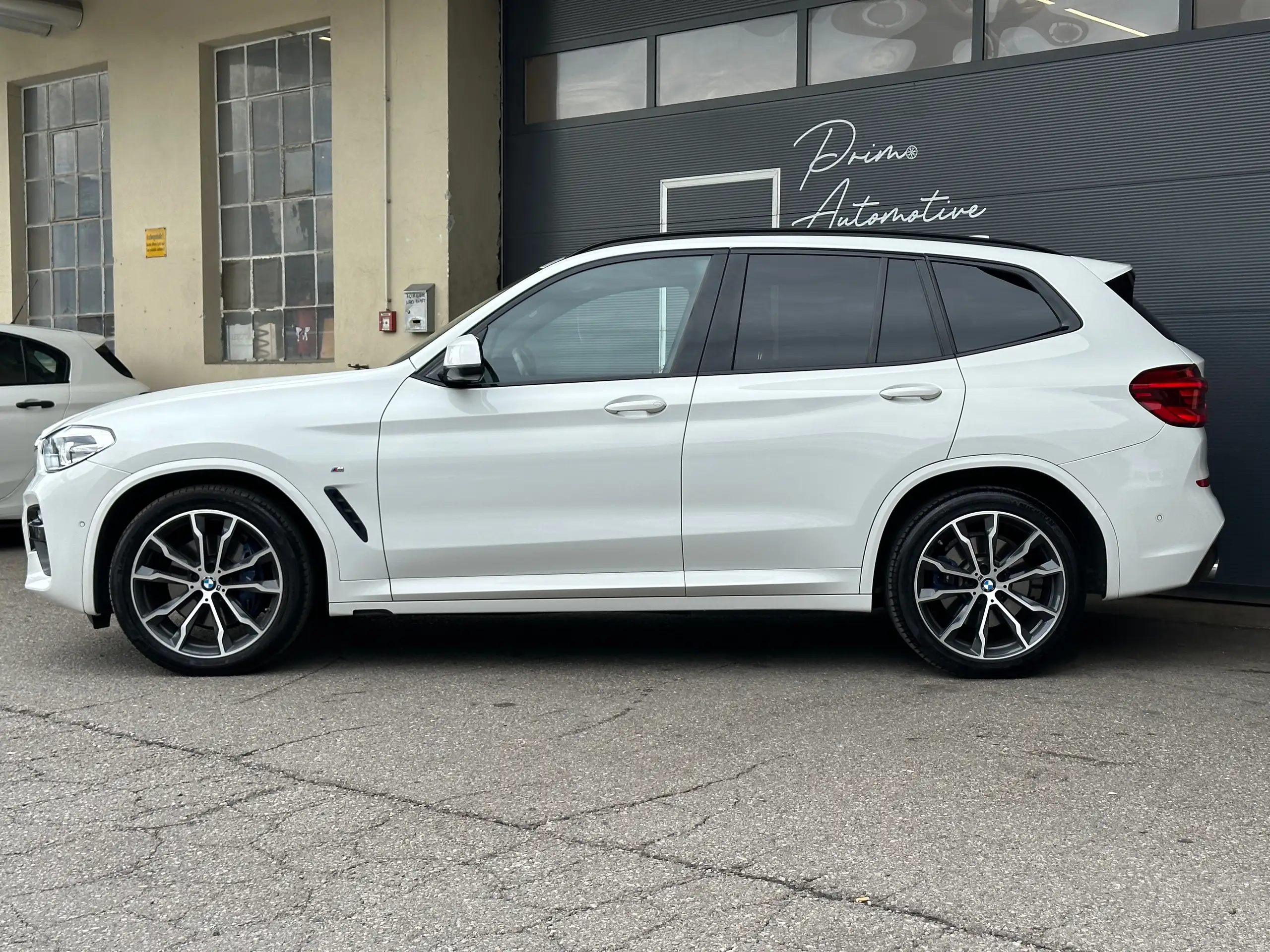 BMW - X3