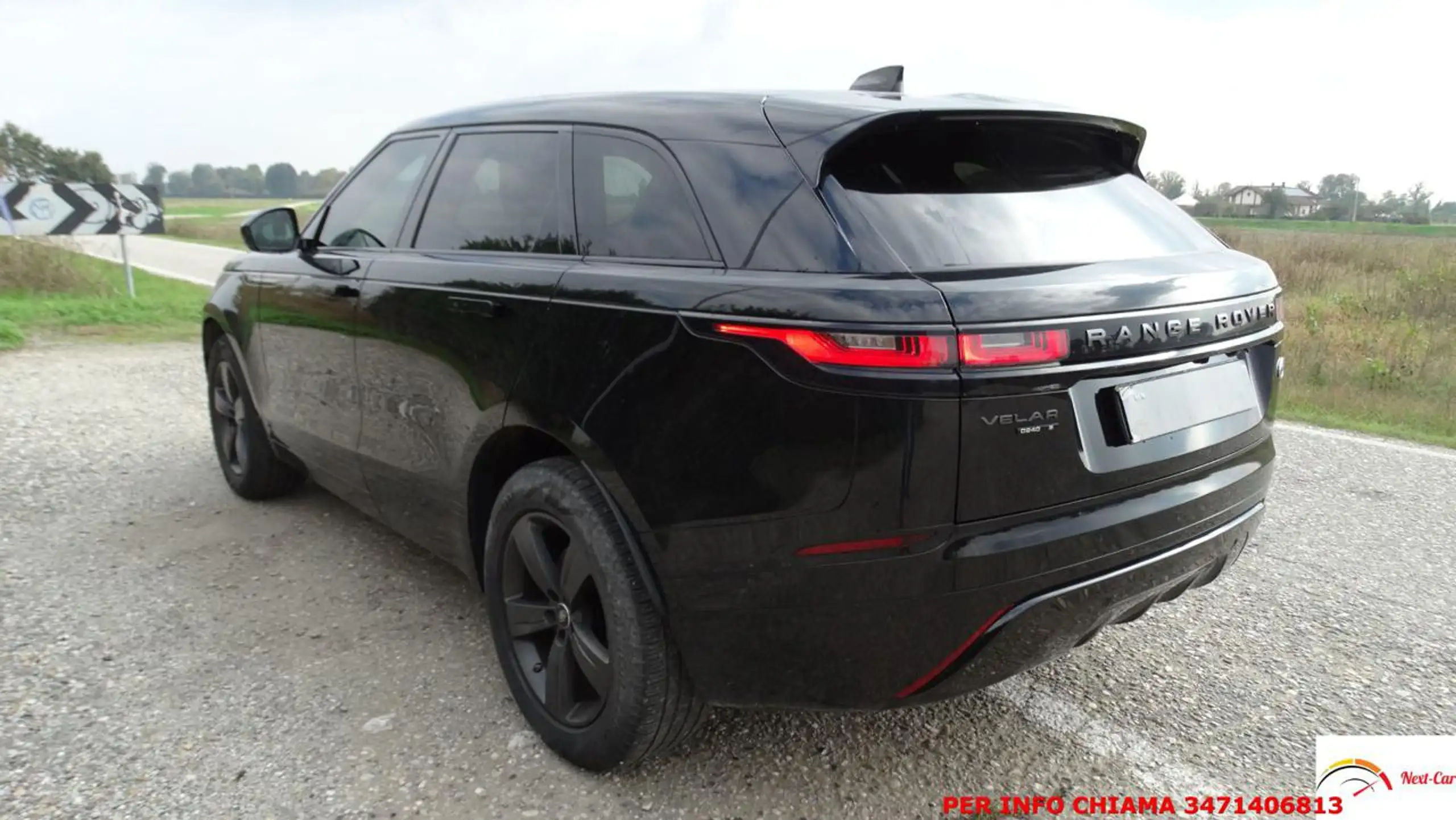 Land Rover - Range Rover Velar