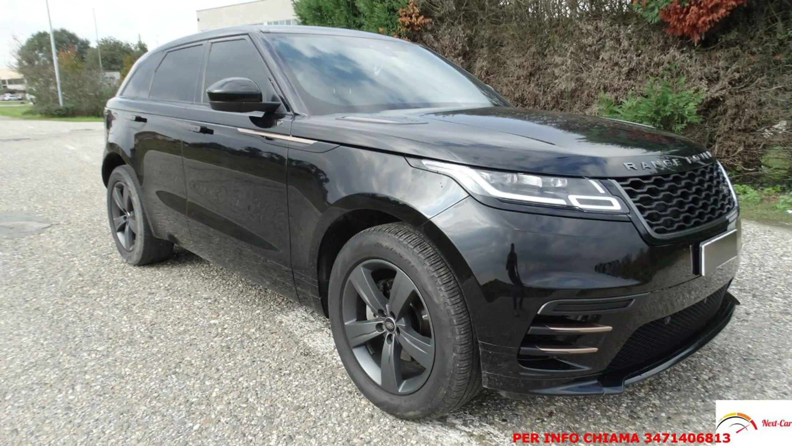 Land Rover - Range Rover Velar