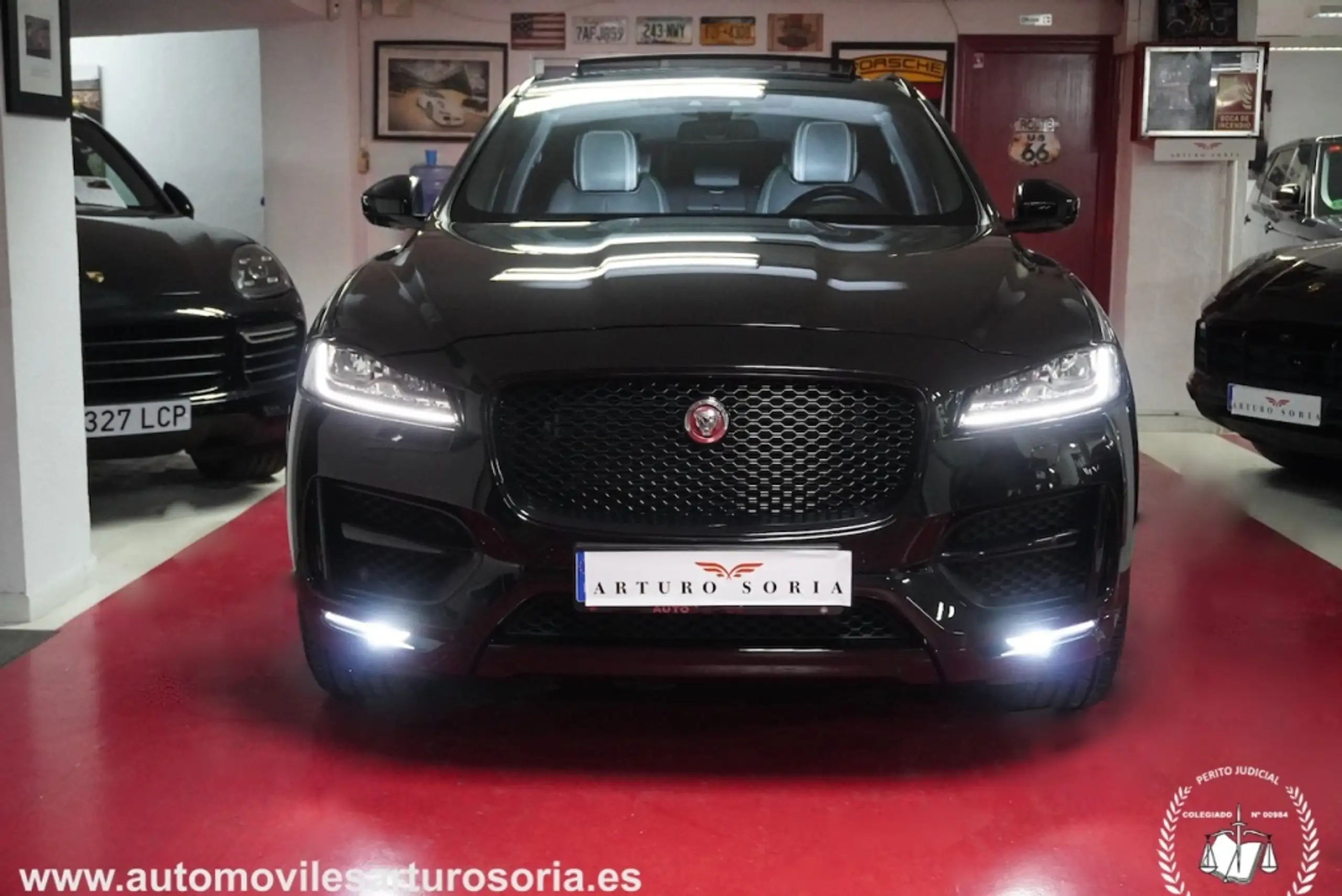 Jaguar - F-Pace