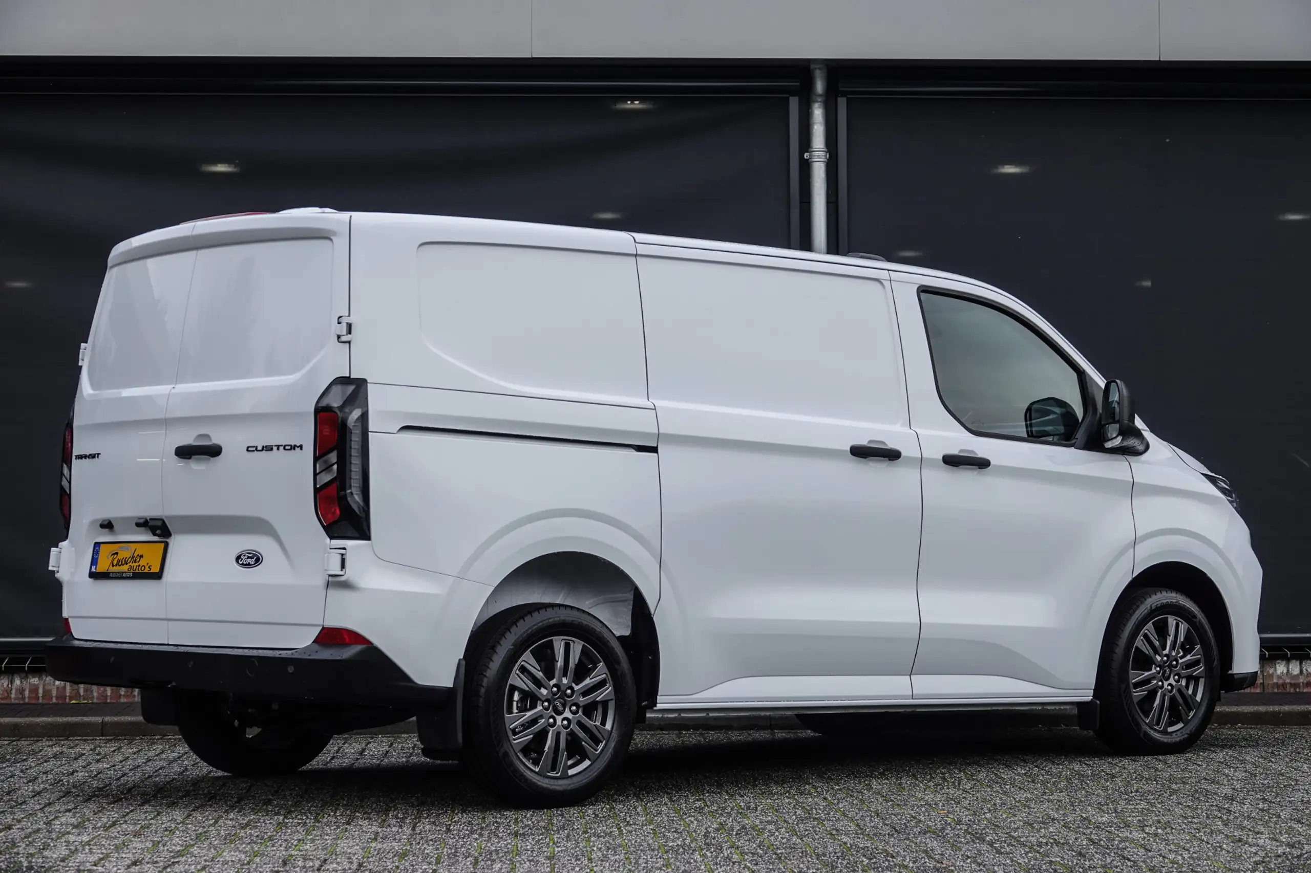 Ford - Transit Custom