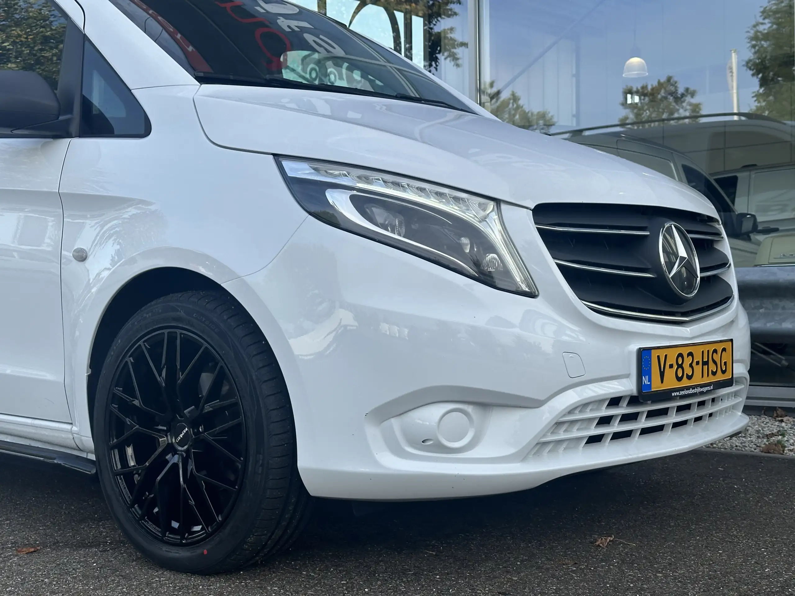 Mercedes-Benz - Vito