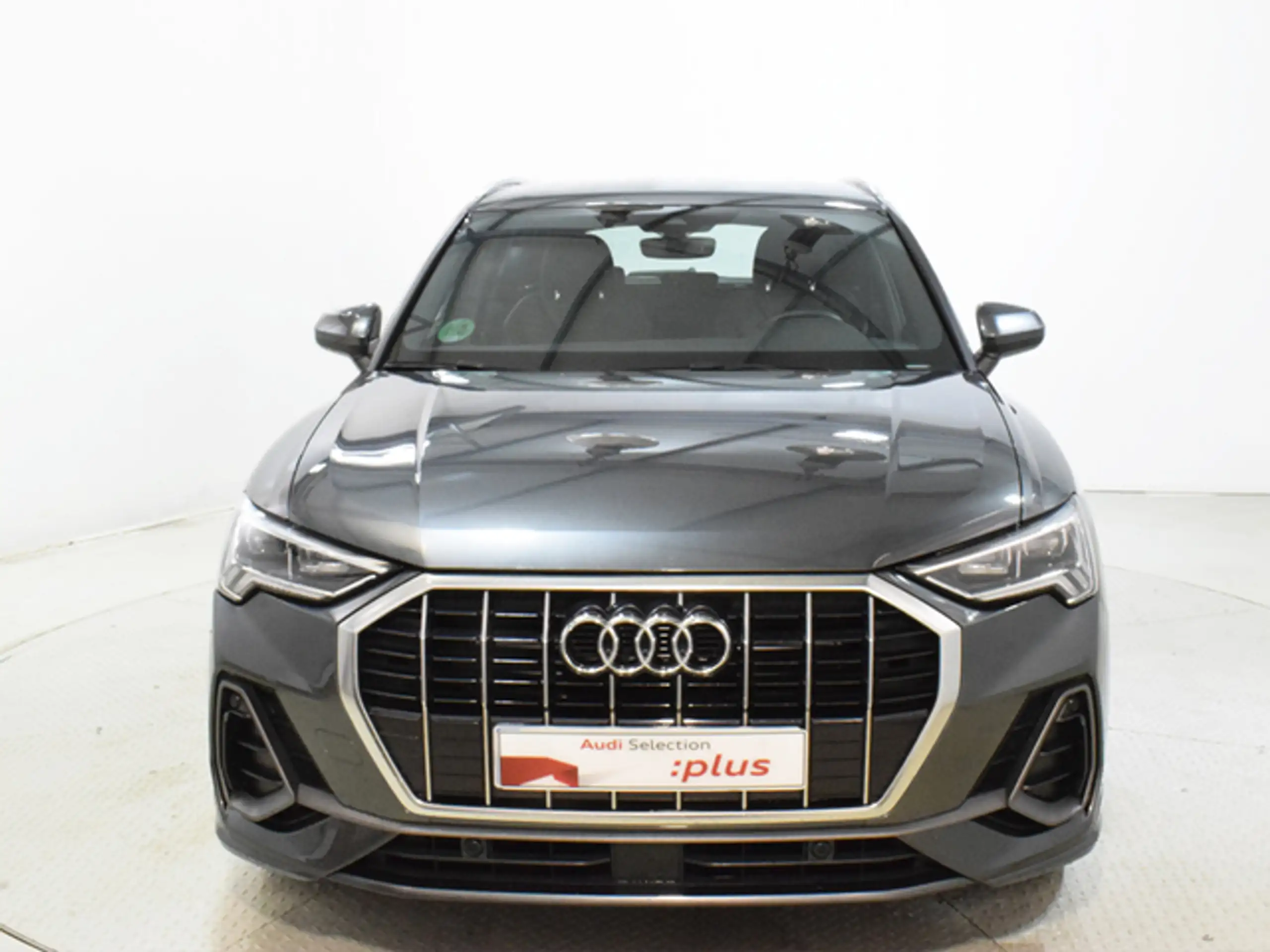 Audi - Q3