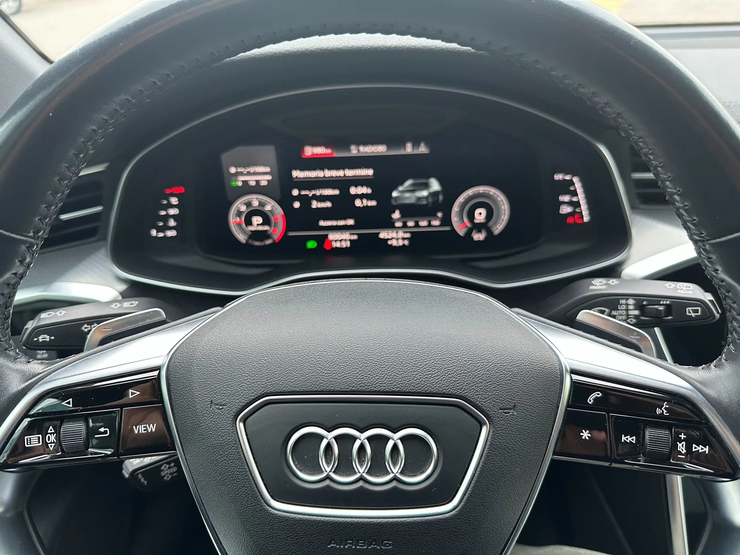 Audi - A6